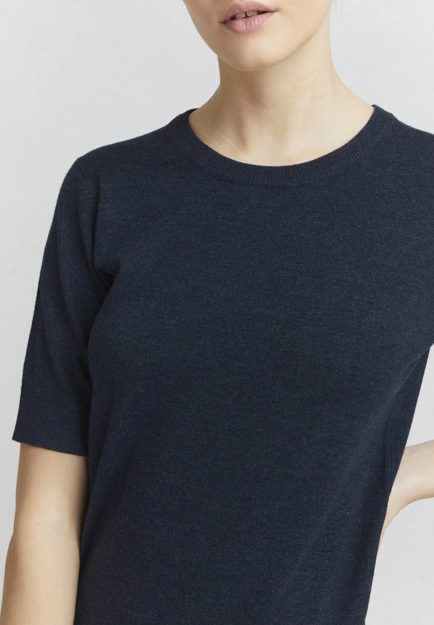 OXMO OXHELIN - Basic T-shirt - Total Eclipse Melange 4 OXMO OXHELIN - Basic T-shirt - Total Eclipse Melange - Image 4