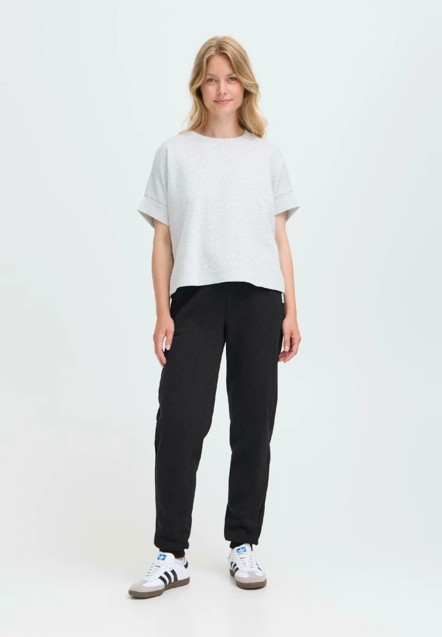 OXMO OXKAREN - Tracksuit Bottoms - Black 2 OXMO OXKAREN - Tracksuit Bottoms - Black - Image 2