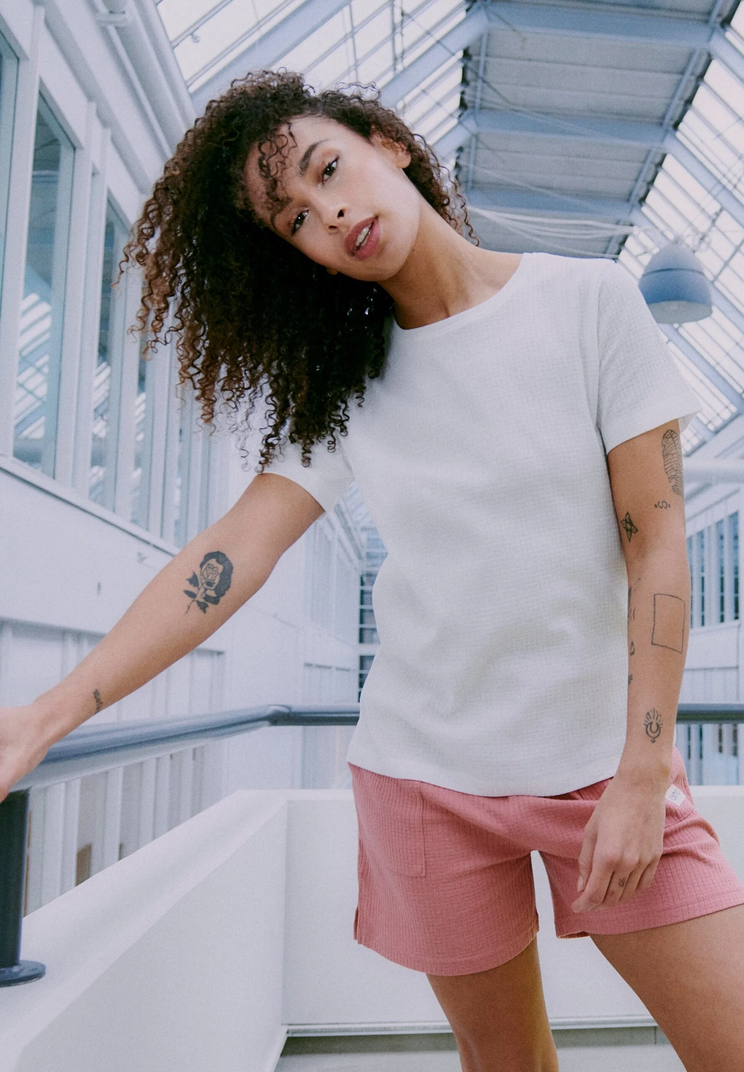 OXMO OXPIM - Basic T-shirt - Off White 2 OXMO OXPIM - Basic T-shirt - Off White - Image 2