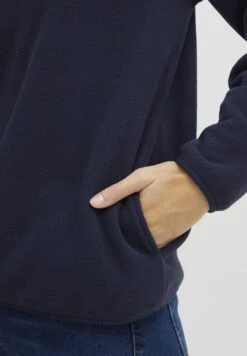 OXMO OXNyfine - Fleece Jumper - Total Eclipse 14 OXMO OXNyfine - Fleece Jumper - Total Eclipse -OXMO Store 0c1630a94f0d4f60a8f362a7cff06313