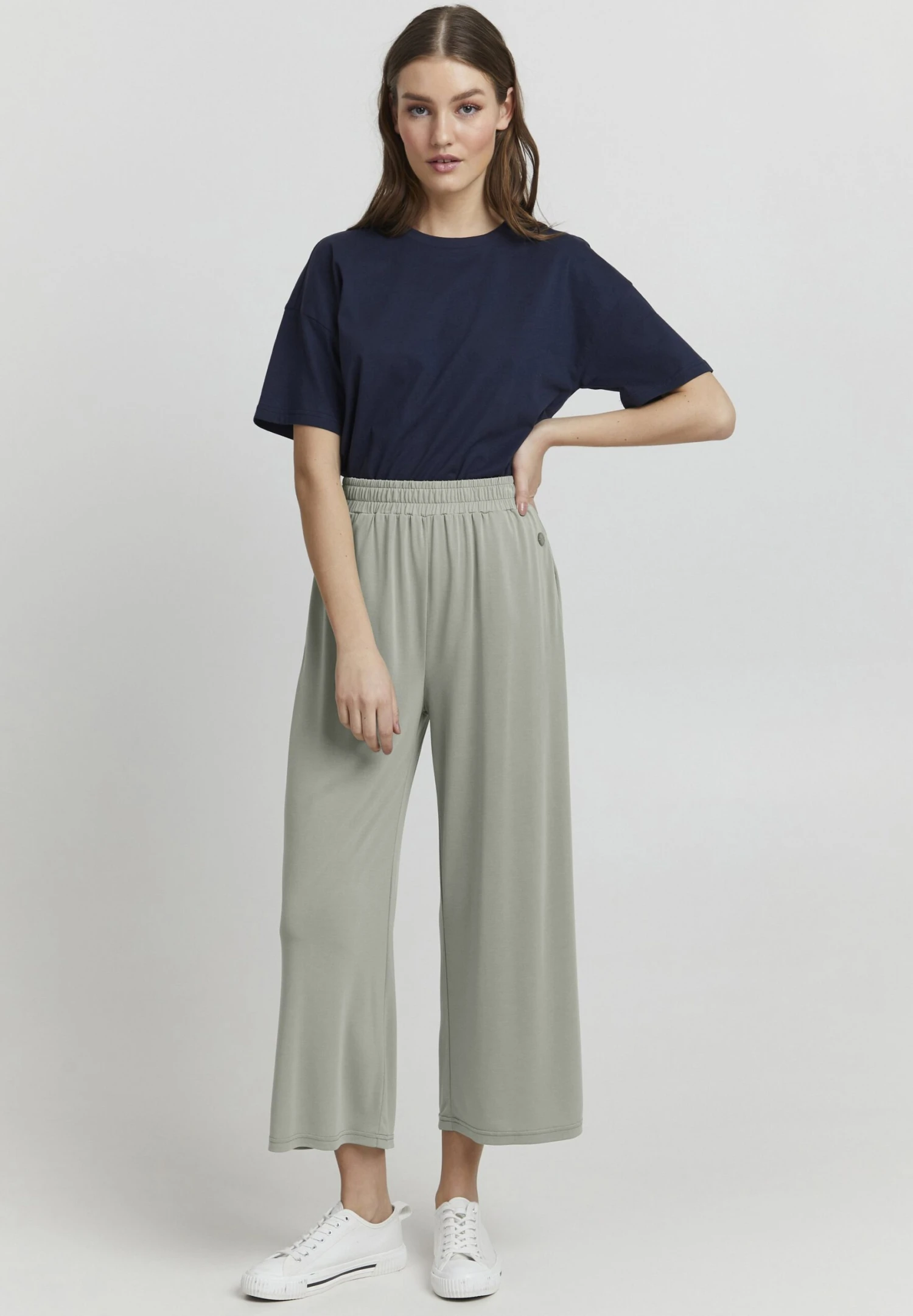 OXMO OXBRYNDIS REGULAR FIT WIDE LEG - Trousers - Sea Grass 2 OXMO OXBRYNDIS REGULAR FIT WIDE LEG - Trousers - Sea Grass - Image 2