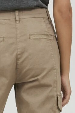 OXMO OXCOCO REGULAR FIT - Cargo Trousers - Dune 16 OXMO OXCOCO REGULAR FIT - Cargo Trousers - Dune -OXMO Store 0e6e245c227a4ad8884e76f67cd83cb6
