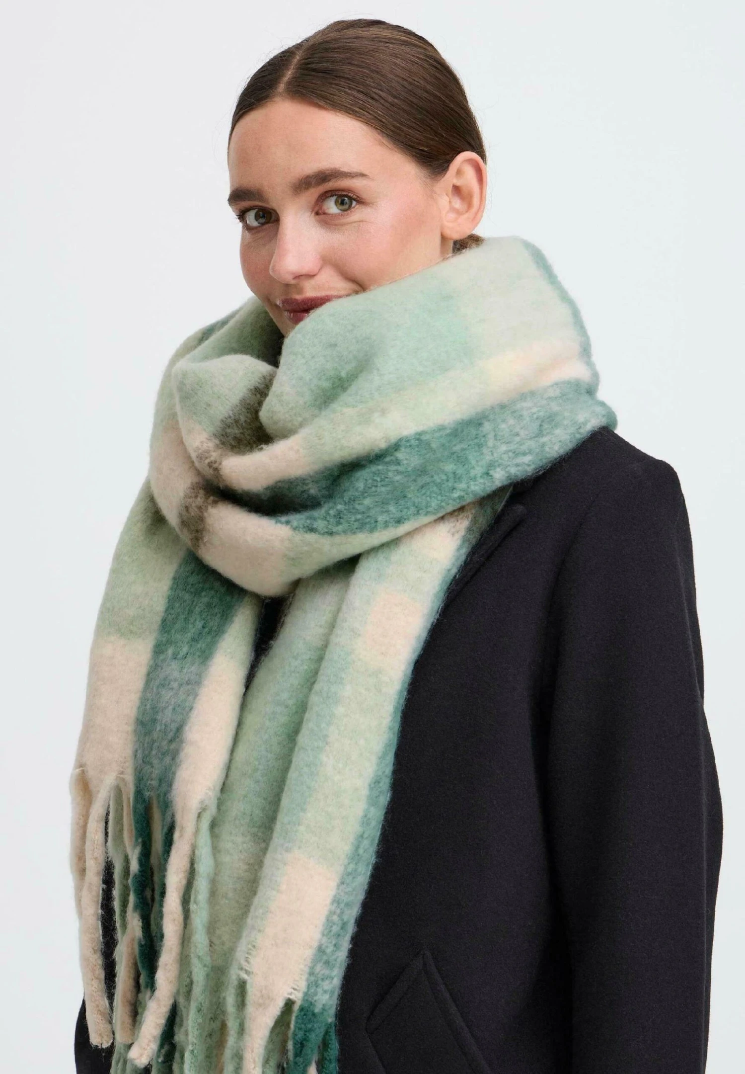 OXMO OXVIVISCARF - Scarf - Cadmium Green Mix 3 OXMO OXVIVISCARF - Scarf - Cadmium Green Mix - Image 3