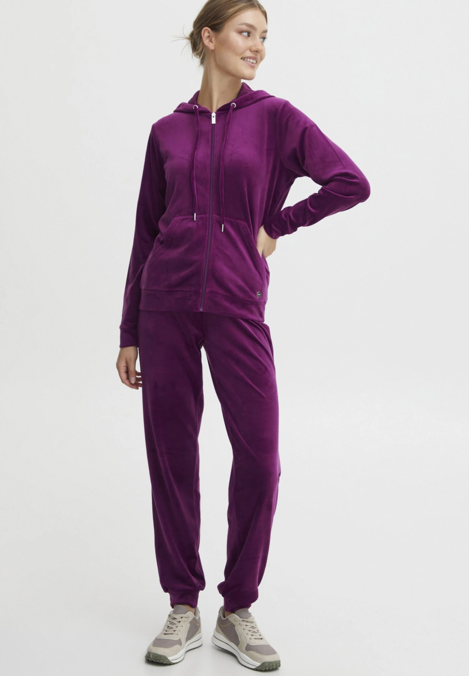 OXMO OXMITTA - Tracksuit - Phlox 1 OXMO OXMITTA - Tracksuit - Phlox
