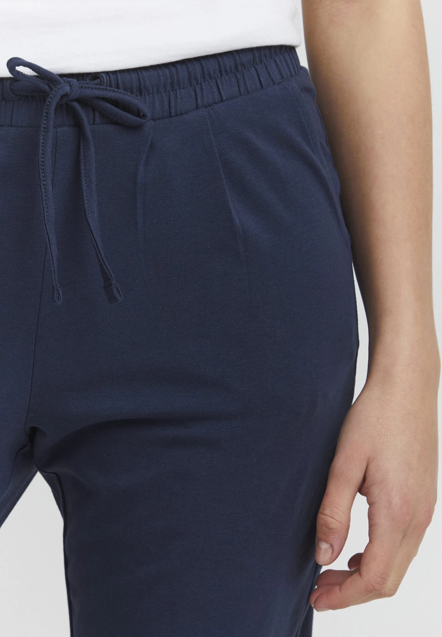 OXMO OXODDA REGULAR FIT - Tracksuit Bottoms - Indigo Blue 4 OXMO OXODDA REGULAR FIT - Tracksuit Bottoms - Indigo Blue - Image 4