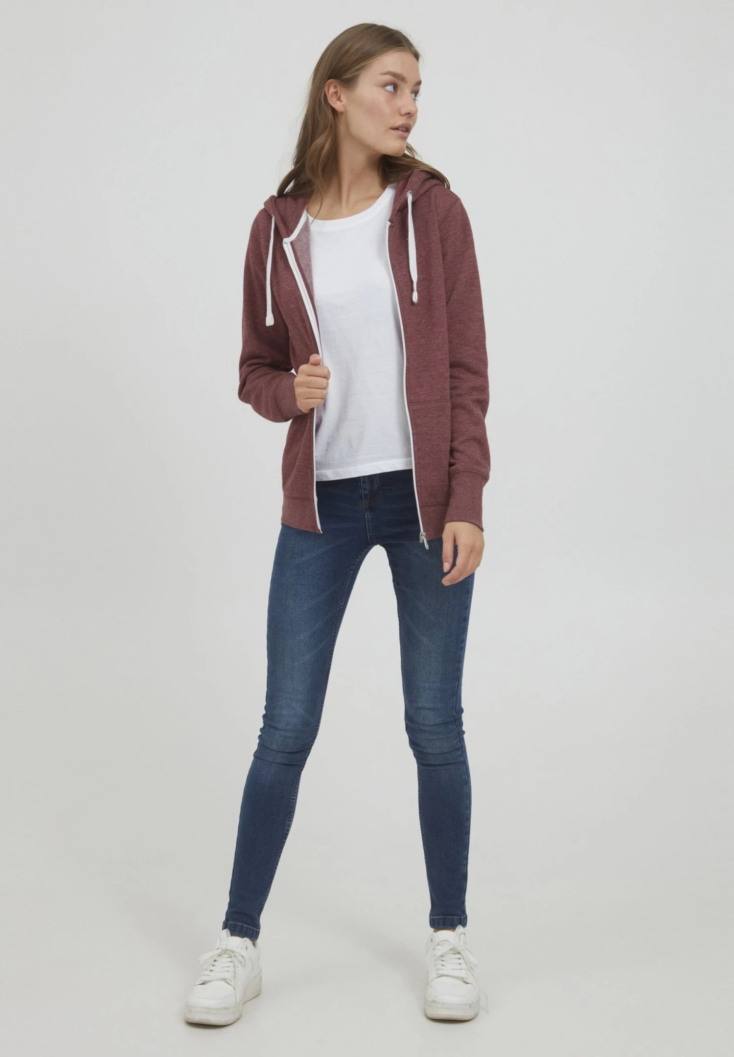 OXMO OXOLINDA - Zip-up Sweatshirt - Wine Red M 2 OXMO OXOLINDA - Zip-up Sweatshirt - Wine Red M - Image 2