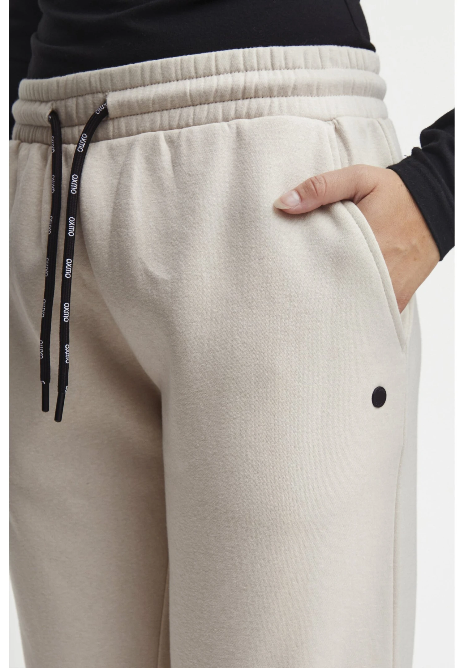 OXMO OXSANDIE REGULAR FIT - Tracksuit Bottoms - Oyster 4 OXMO OXSANDIE REGULAR FIT - Tracksuit Bottoms - Oyster - Image 4