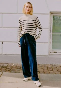 OXMO FRKANNA - Jumper - Night Sky Mix -OXMO Store 1a45aa002b1a40de8659eef5292bb9fe