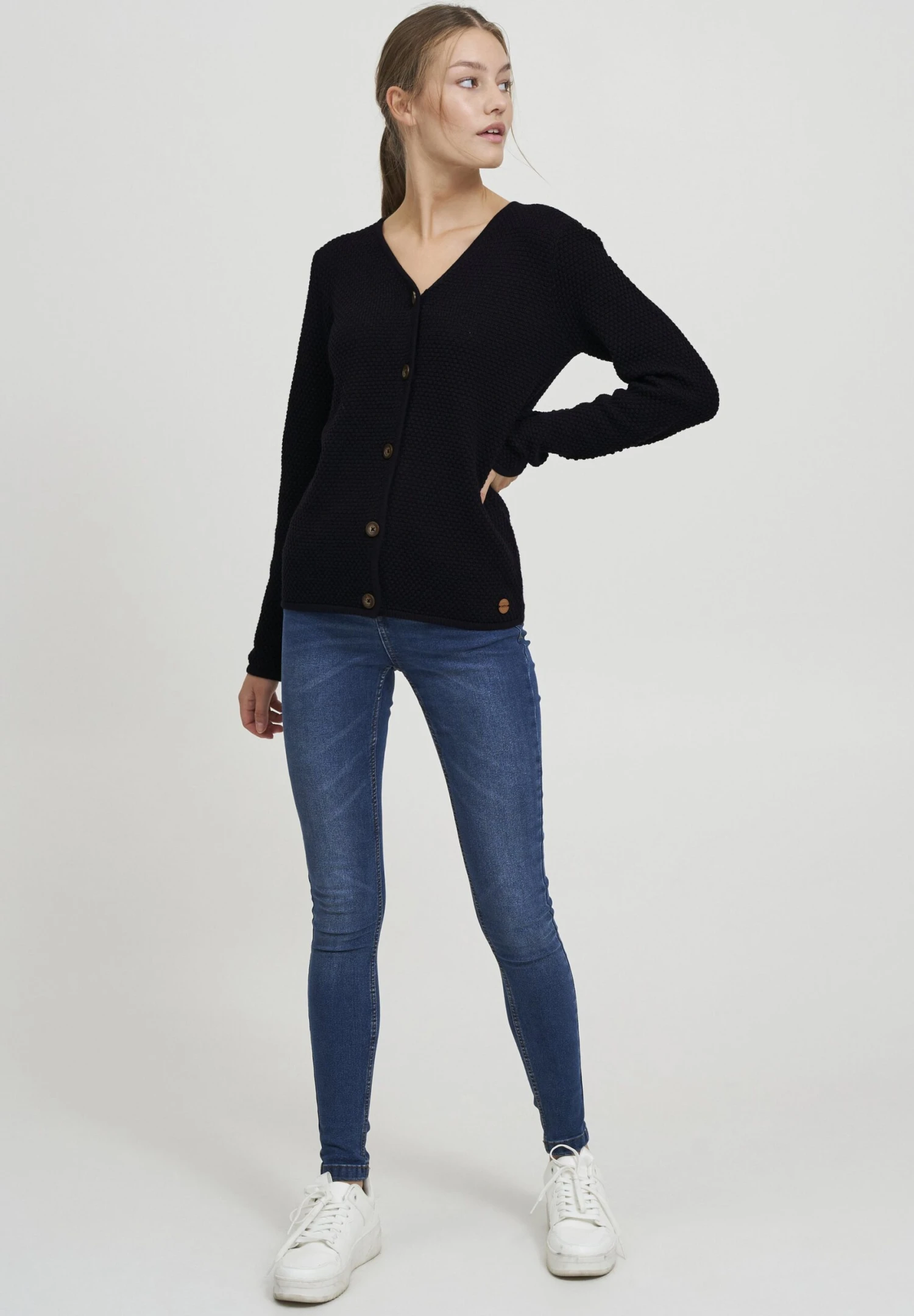 OXMO OXHelga - Cardigan - Black 2 OXMO OXHelga - Cardigan - Black - Image 2