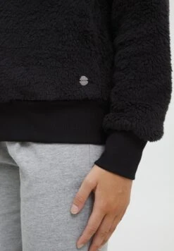 OXMO OXANNEKA TEDDY - Fleece Jacket - Black 14 OXMO OXANNEKA TEDDY - Fleece Jacket - Black -OXMO Store 29d1292d63114d7e8ff3a457458f77d9