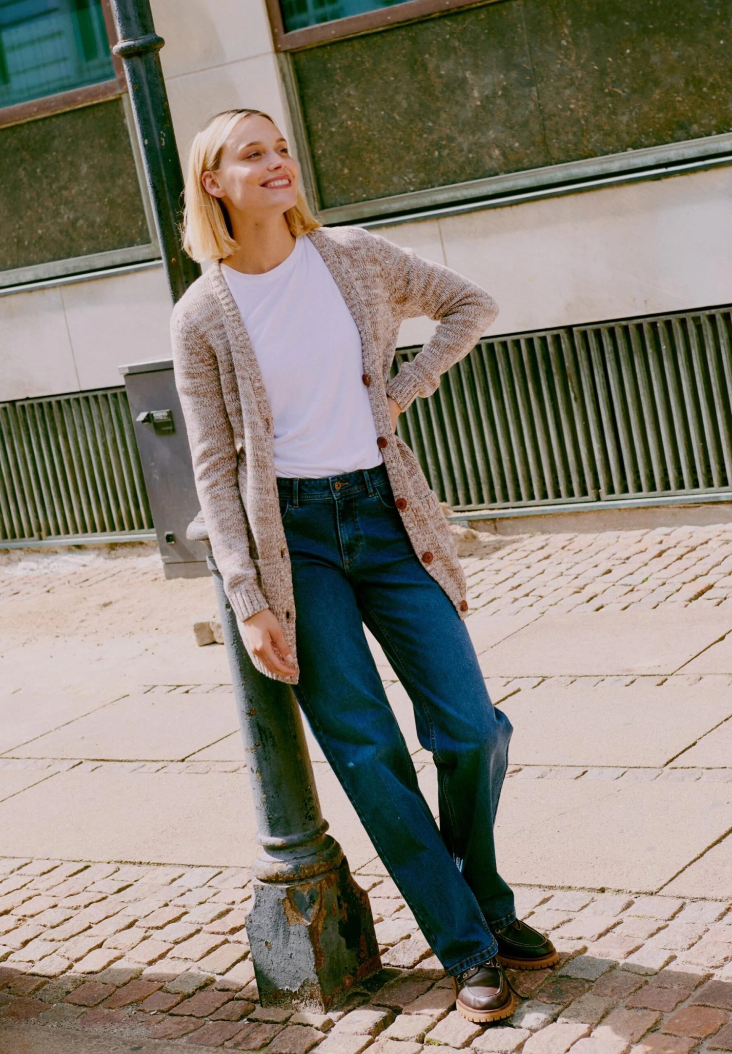 OXMO OXHILEMONA - Cardigan - Dune 2 OXMO OXHILEMONA - Cardigan - Dune - Image 2