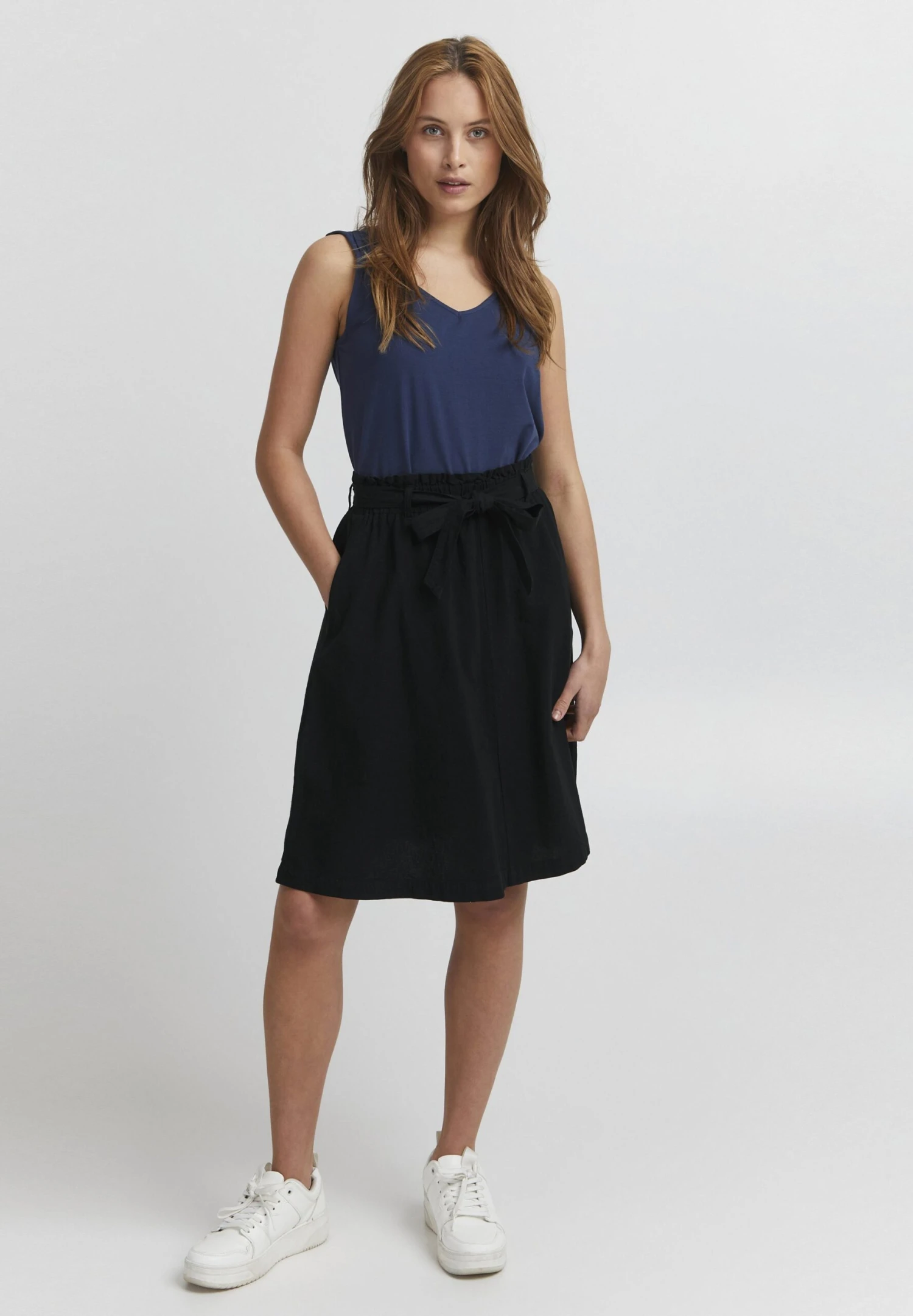 OXMO OXLERKE - A-line Skirt - Black 2 OXMO OXLERKE - A-line Skirt - Black - Image 2