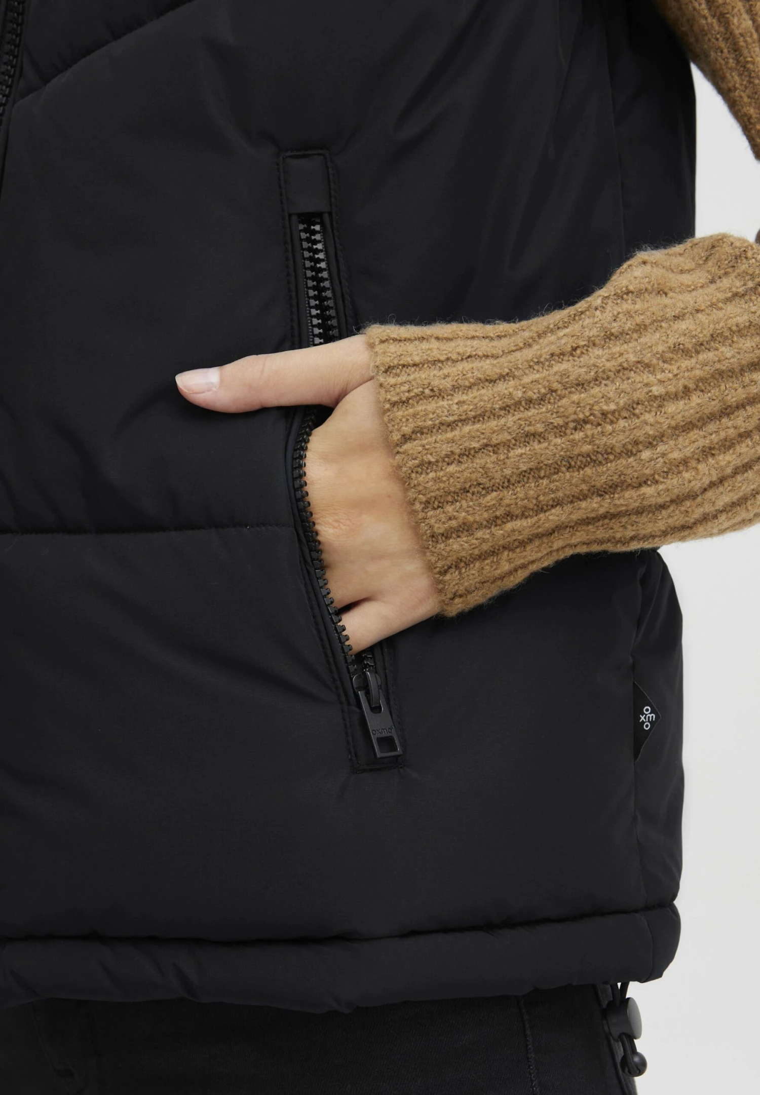 OXMO OXJULIETTE - Waistcoat - Black 5 OXMO OXJULIETTE - Waistcoat - Black - Image 5