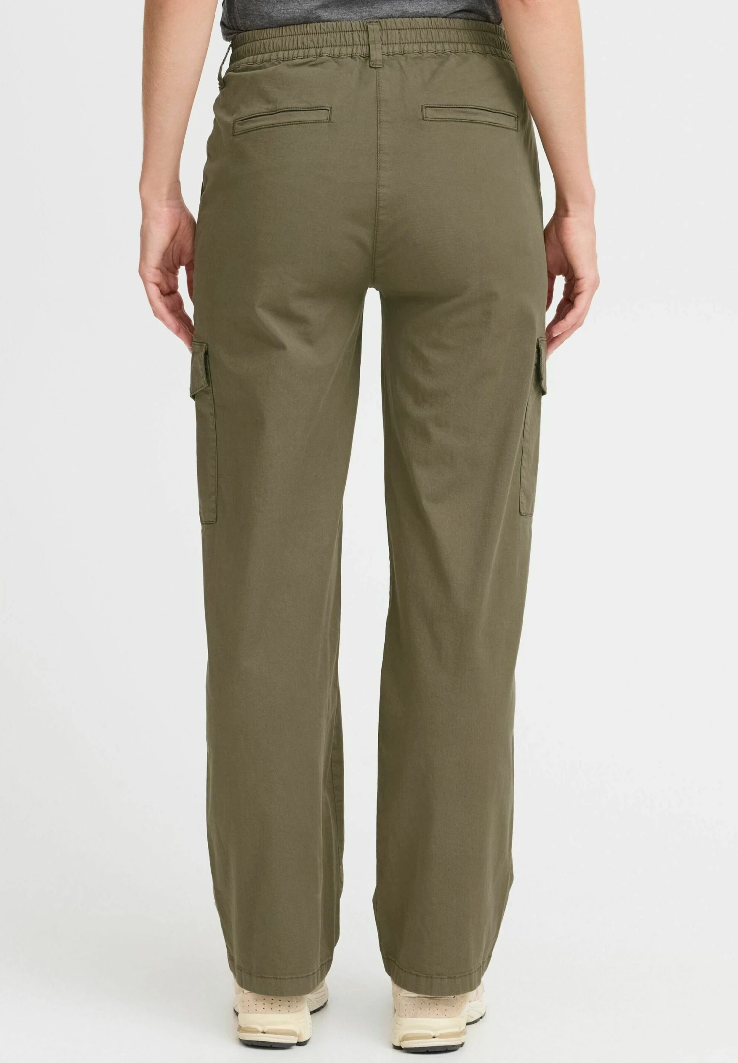 OXMO OXLOCO REGULAR FIT - Cargo Trousers - Ivy Green 3 OXMO OXLOCO REGULAR FIT - Cargo Trousers - Ivy Green - Image 3