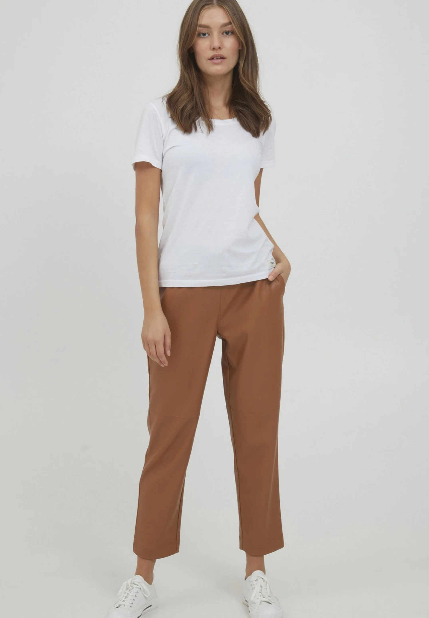 OXMO OXPAULIA REGULAR FIT - Trousers - Toffee 2 OXMO OXPAULIA REGULAR FIT - Trousers - Toffee - Image 2