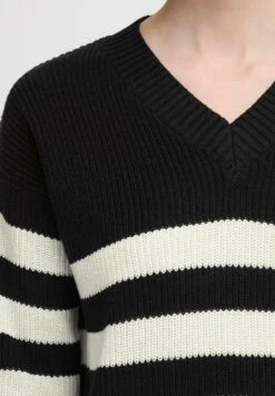 OXMO OXKALA - Jumper - True Black 16 OXMO OXKALA - Jumper - True Black -OXMO Store 3c3c5d8ef1ee4fa5898f8edb300717bf