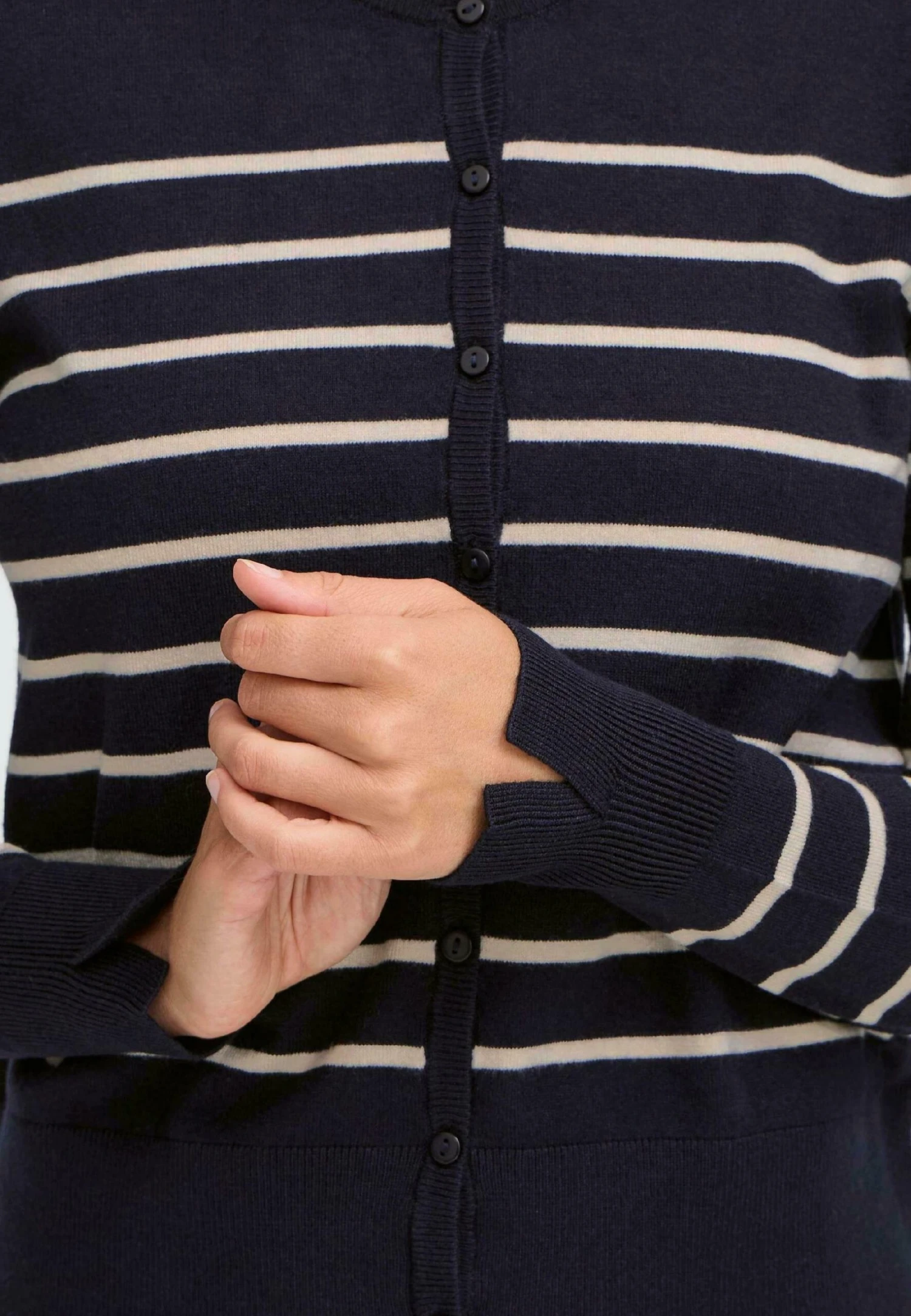 OXMO FRKEANA - Cardigan - Night Sky Mix 5 OXMO FRKEANA - Cardigan - Night Sky Mix - Image 5