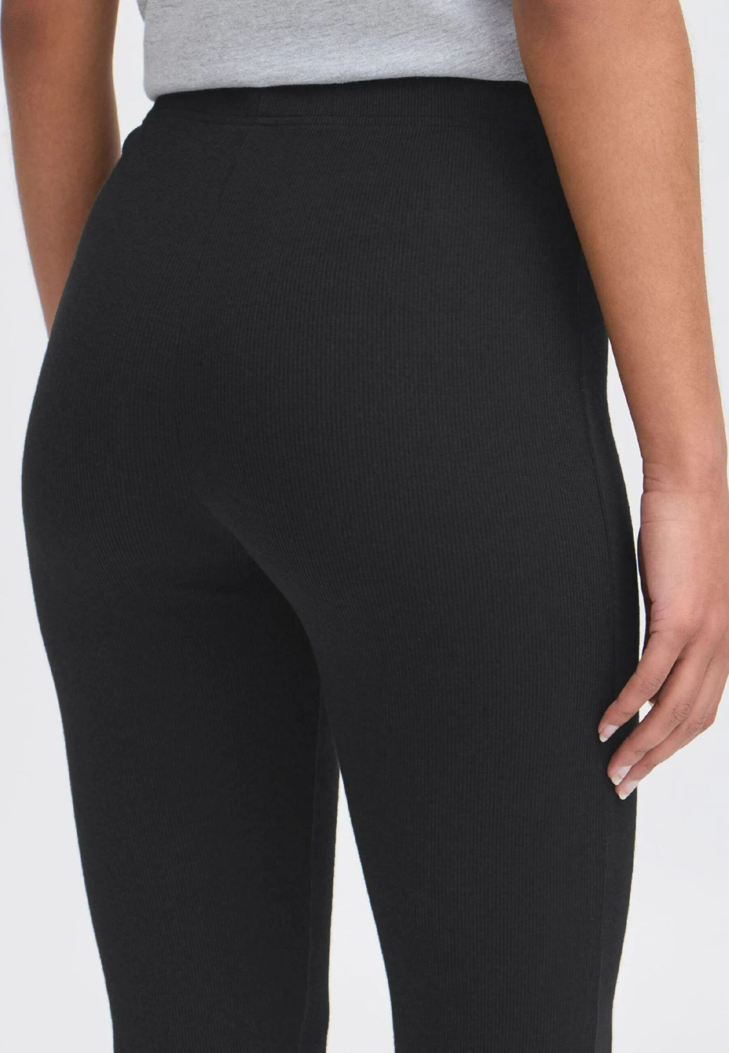 OXMO OXLOV SLIM FIT - Shorts - Black 4 OXMO OXLOV SLIM FIT - Shorts - Black - Image 4