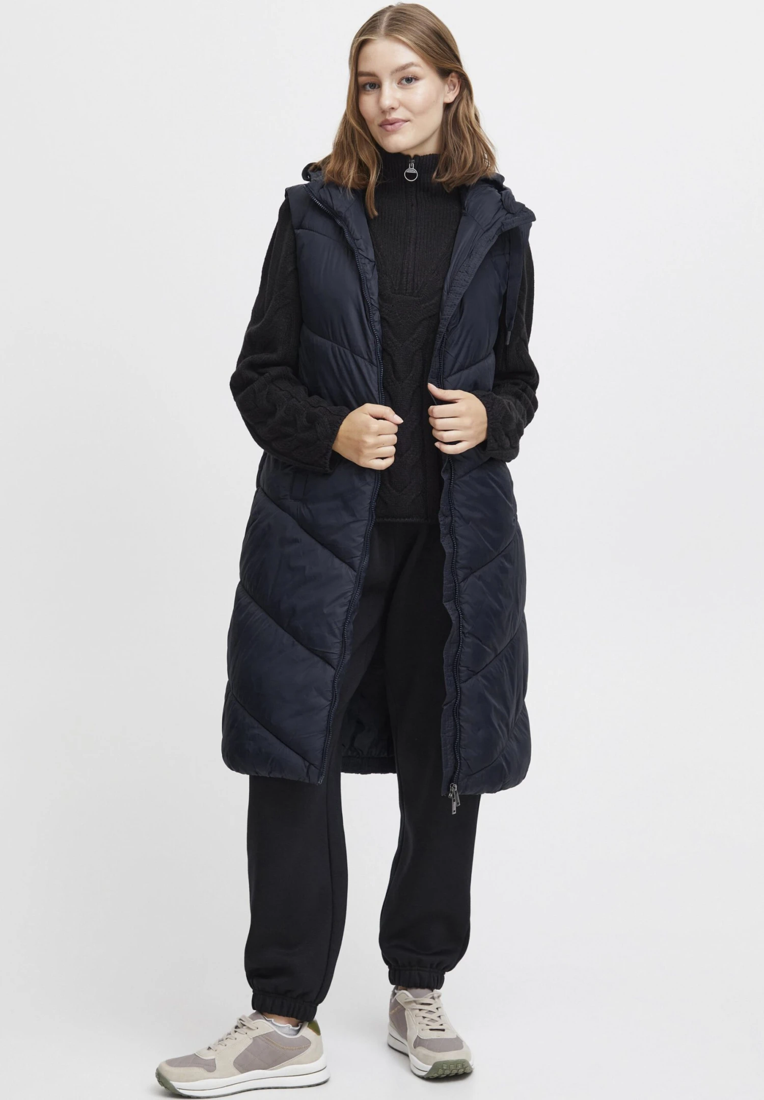 OXMO OXBolyn - Waistcoat - Total Eclipse 2 OXMO OXBolyn - Waistcoat - Total Eclipse - Image 2