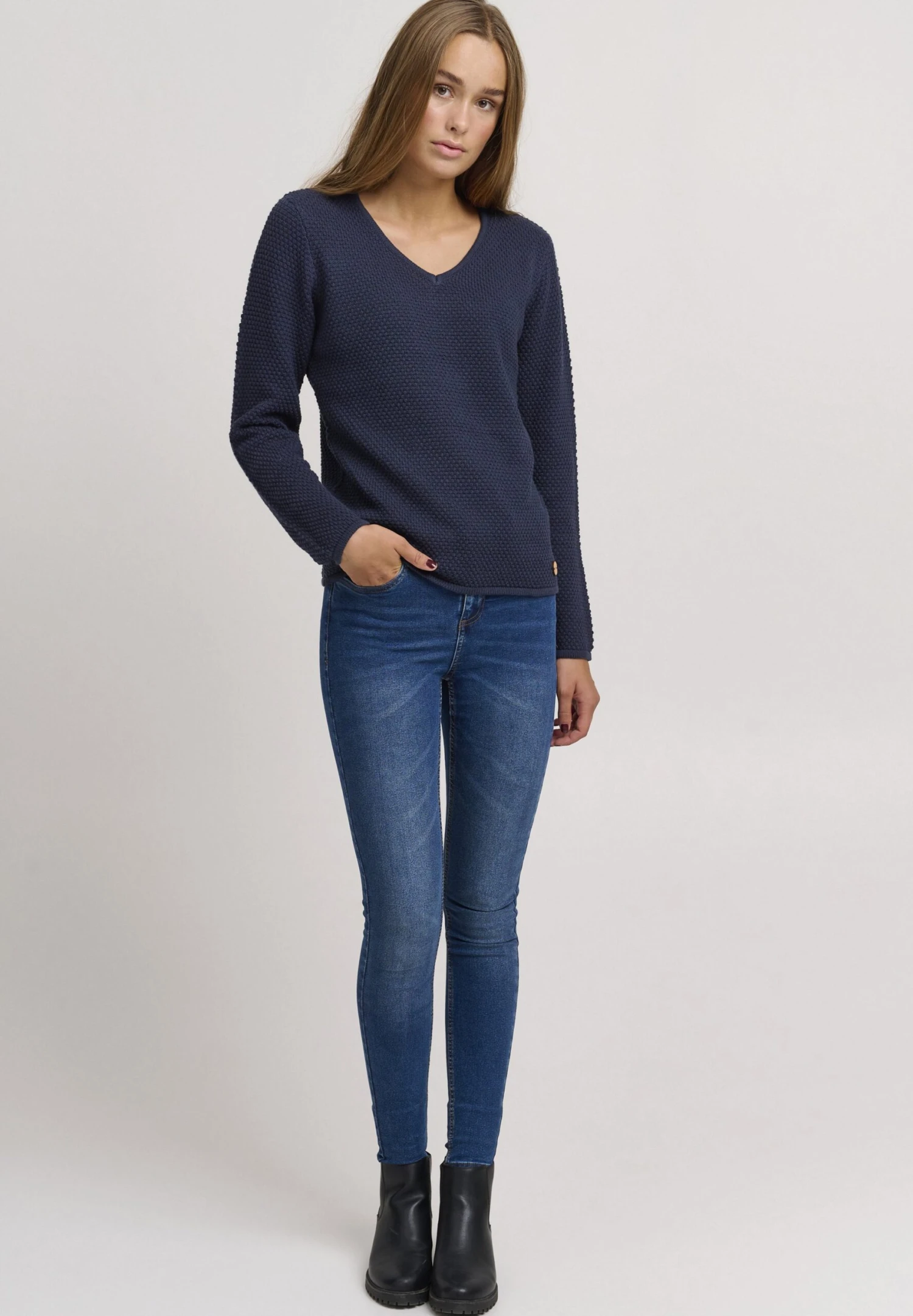 OXMO OXHANNA - Jumper - Total Eclipse 2 OXMO OXHANNA - Jumper - Total Eclipse - Image 2