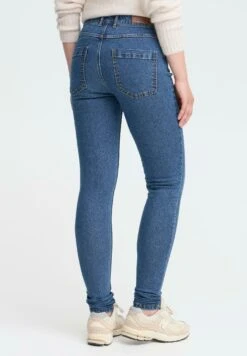 OXMO OXHELLE - Jeans Skinny Fit - Mid Blue Denim 10 OXMO OXHELLE - Jeans Skinny Fit - Mid Blue Denim -OXMO Store 60f6959b80d945fe959e359b760485fd