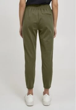 OXMO OXANITA REGULAR FIT - Tracksuit Bottoms - Ivy Green 11 OXMO OXANITA REGULAR FIT - Tracksuit Bottoms - Ivy Green -OXMO Store 638599e384c9420a9a6ae8d2c3f84c01