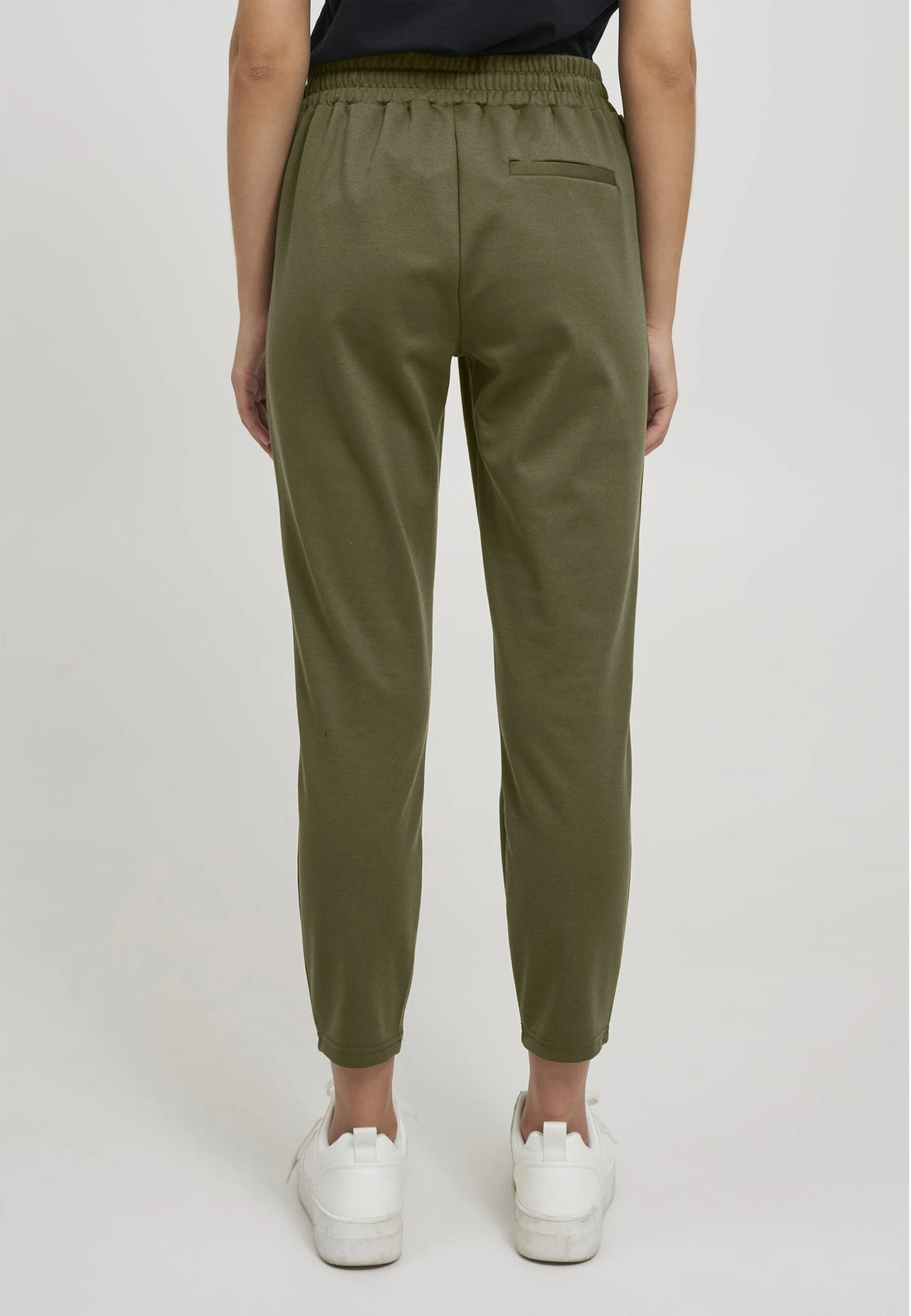 OXMO OXANITA REGULAR FIT - Tracksuit Bottoms - Ivy Green 3 OXMO OXANITA REGULAR FIT - Tracksuit Bottoms - Ivy Green - Image 3