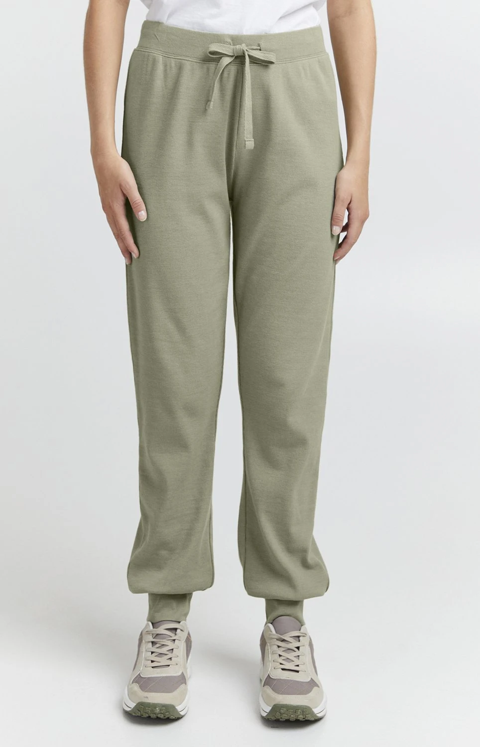 OXMO OXLIZ REGULAR FIT - Tracksuit Bottoms - Seagrass Melange 1 OXMO OXLIZ REGULAR FIT - Tracksuit Bottoms - Seagrass Melange