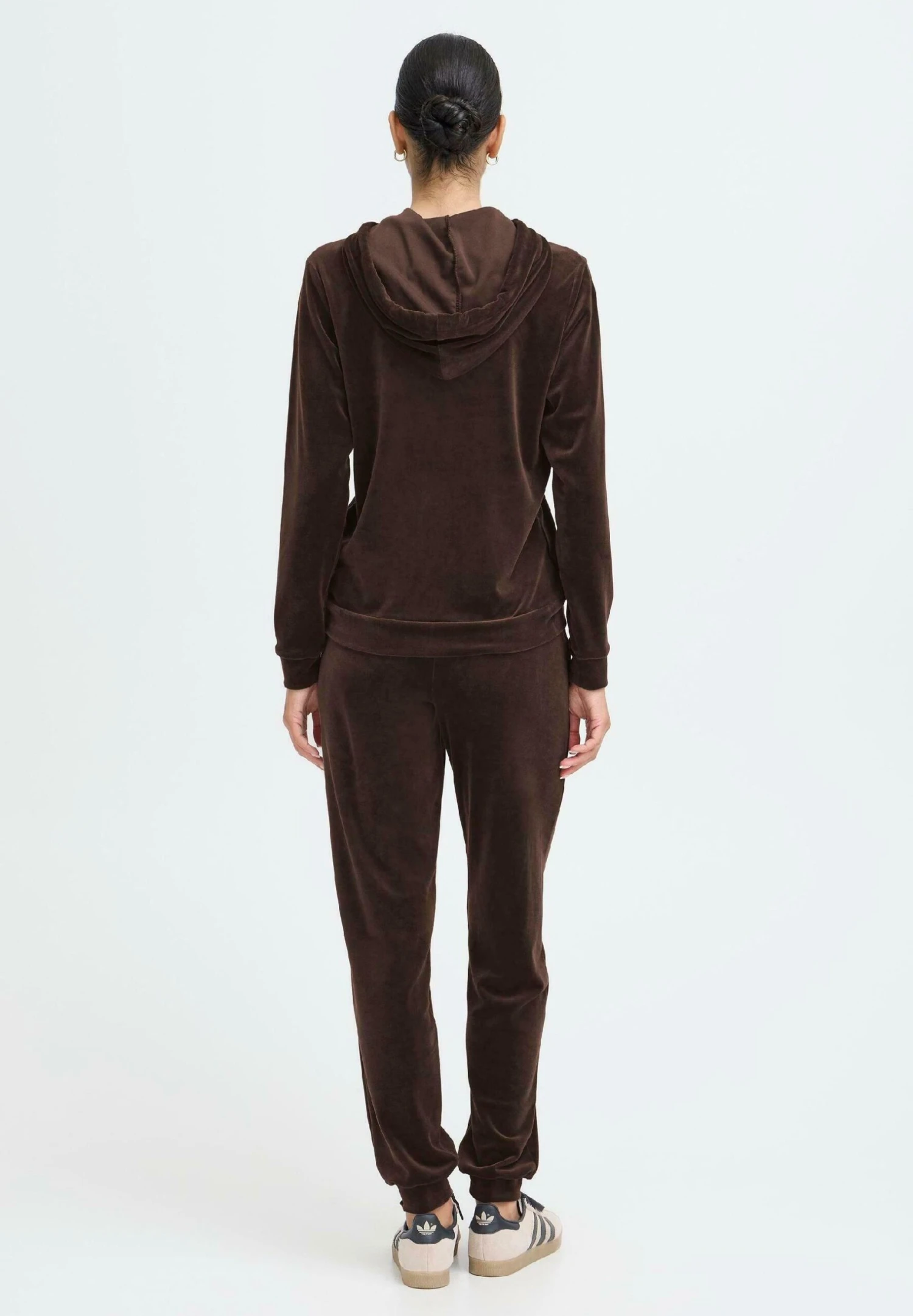 OXMO OXMITTA - Tracksuit - Coffee Bean 3 OXMO OXMITTA - Tracksuit - Coffee Bean - Image 3