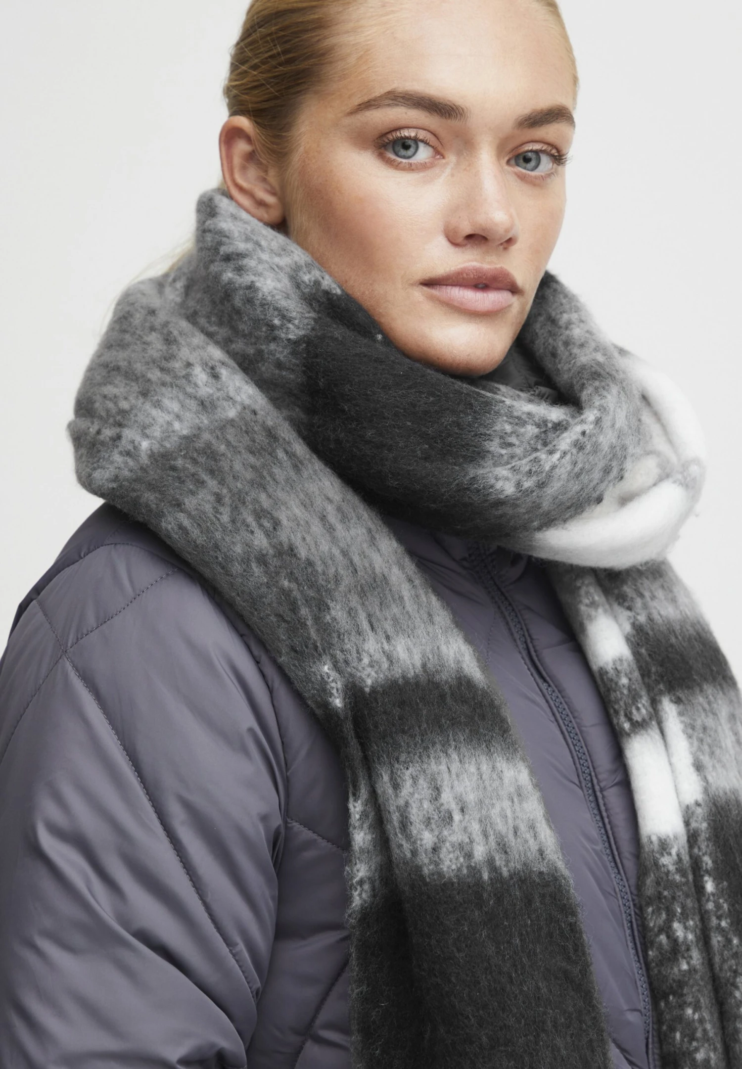 OXMO OXVIVISCARF - Scarf - Black Mix 3 OXMO OXVIVISCARF - Scarf - Black Mix - Image 3