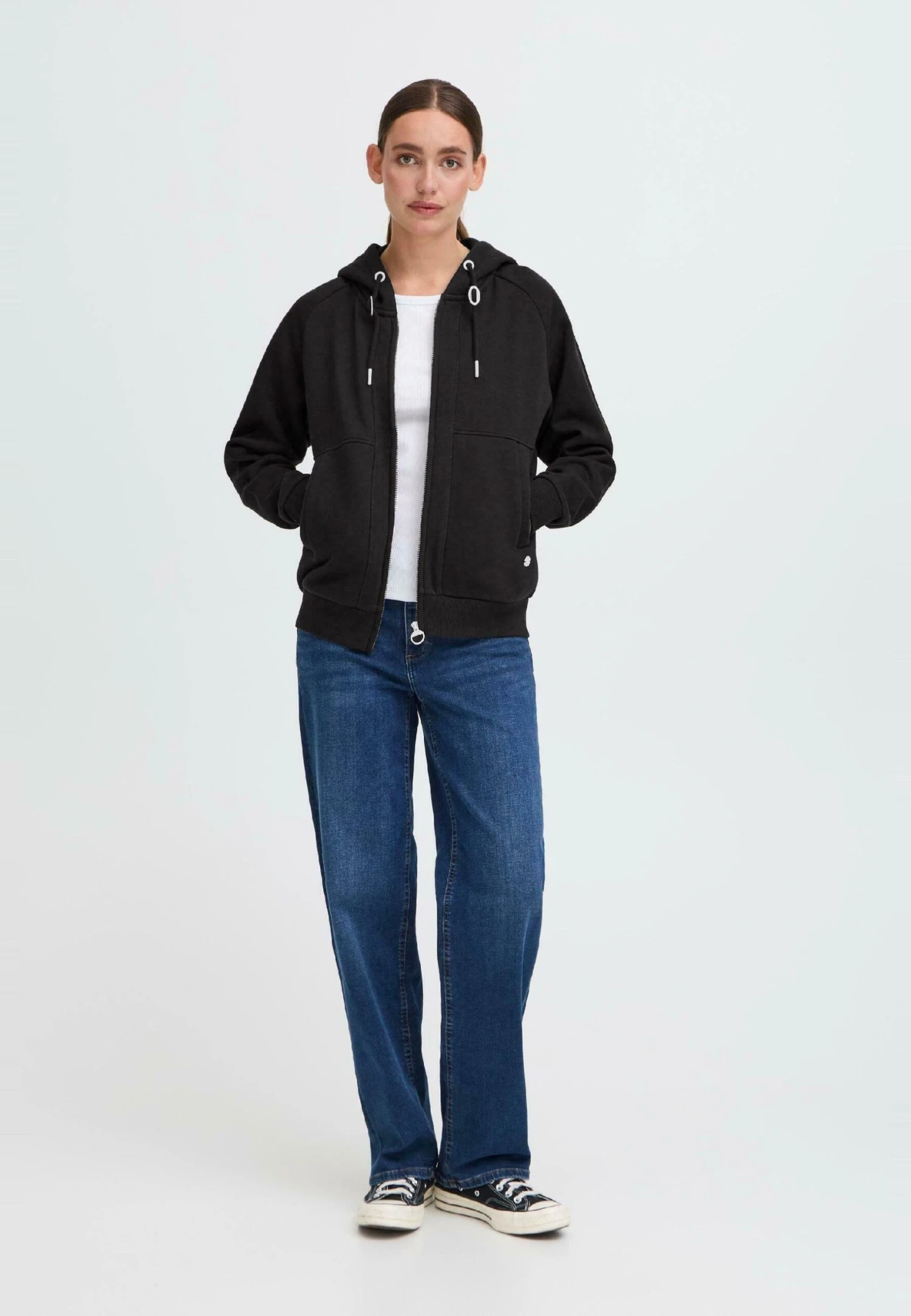 OXMO OXANDIE - Zip-up Sweatshirt - Black 2 OXMO OXANDIE - Zip-up Sweatshirt - Black - Image 2