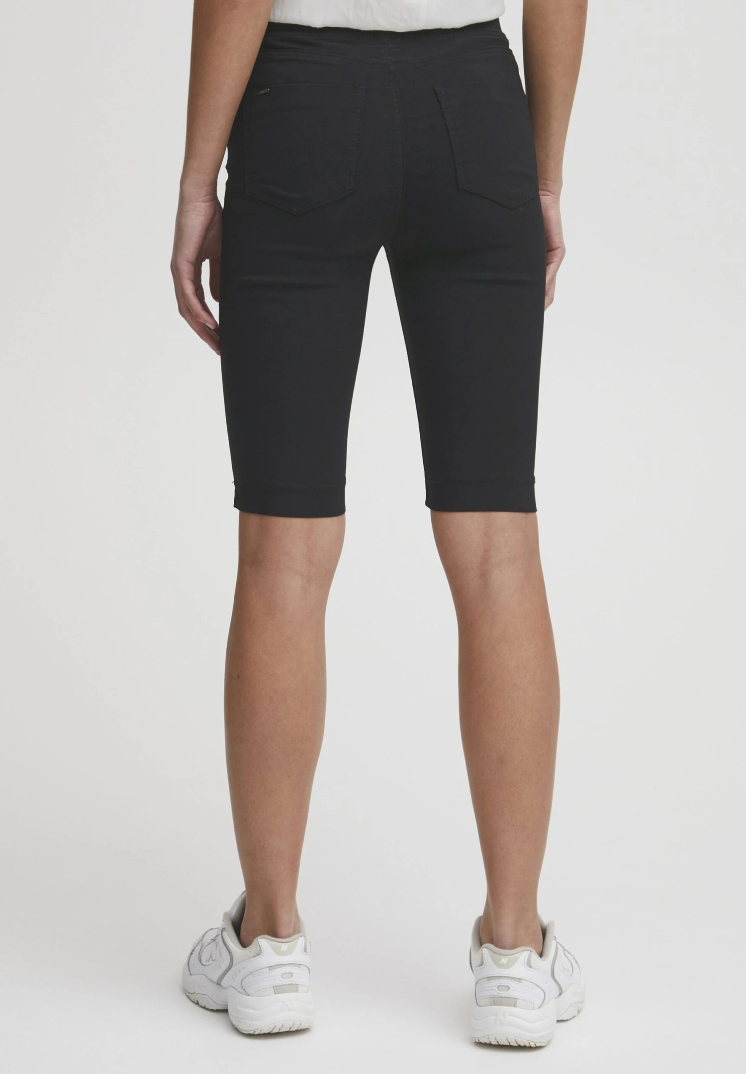 OXMO OXDITRINE SLIM FIT - Shorts - Black 3 OXMO OXDITRINE SLIM FIT - Shorts - Black - Image 3