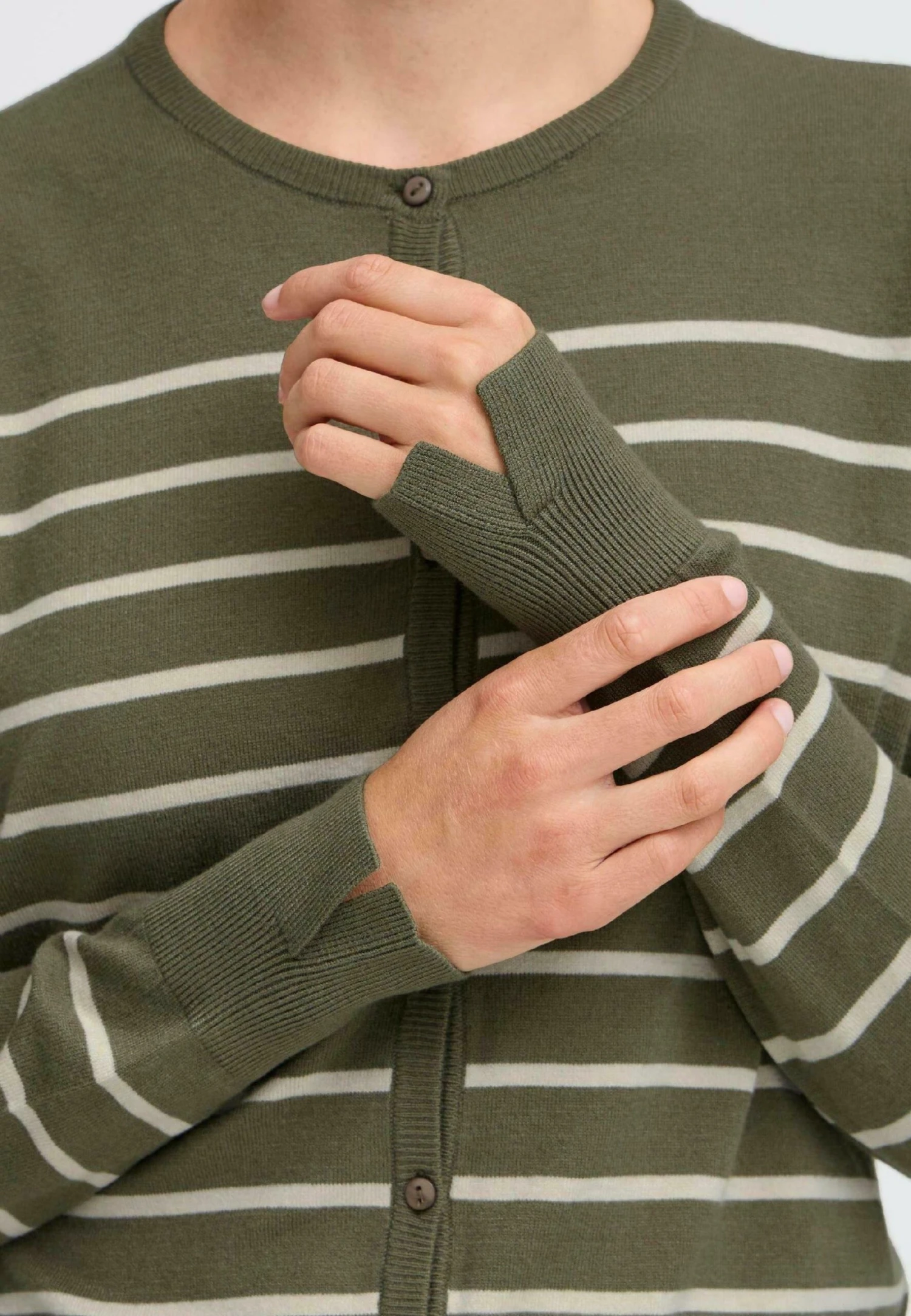 OXMO FRKEANA - Cardigan - Dusty Olive Mix 4 OXMO FRKEANA - Cardigan - Dusty Olive Mix - Image 4