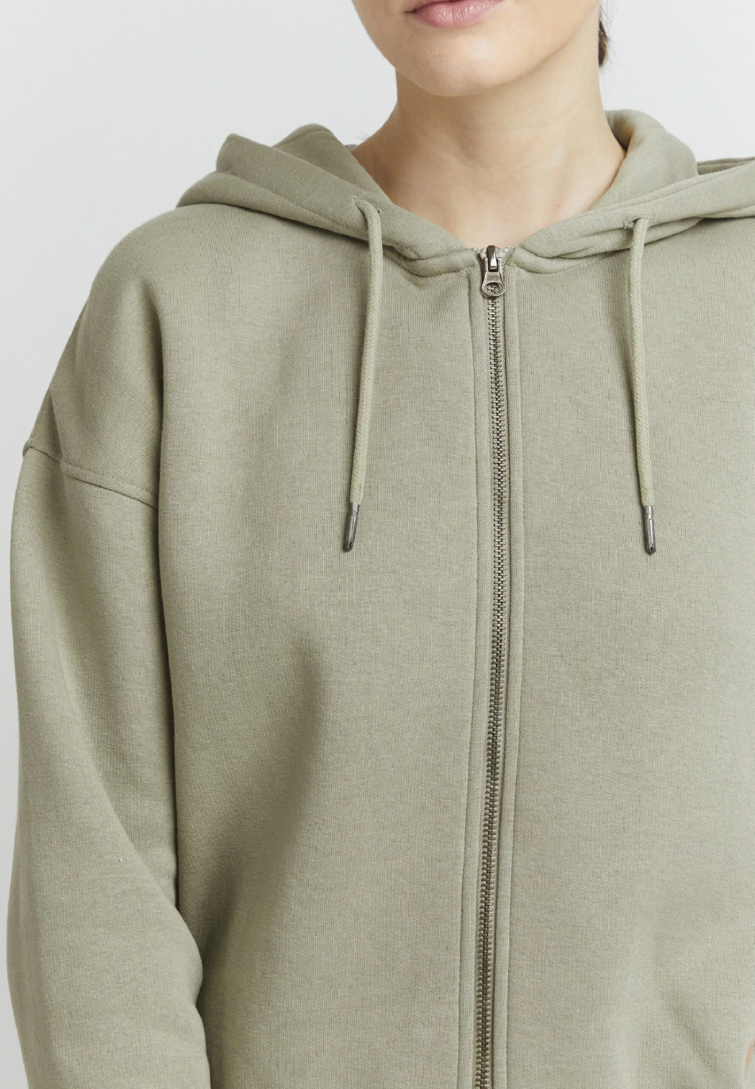 OXMO OXHOLUNDER - Zip-up Sweatshirt - Seagrass 4 OXMO OXHOLUNDER - Zip-up Sweatshirt - Seagrass - Image 4