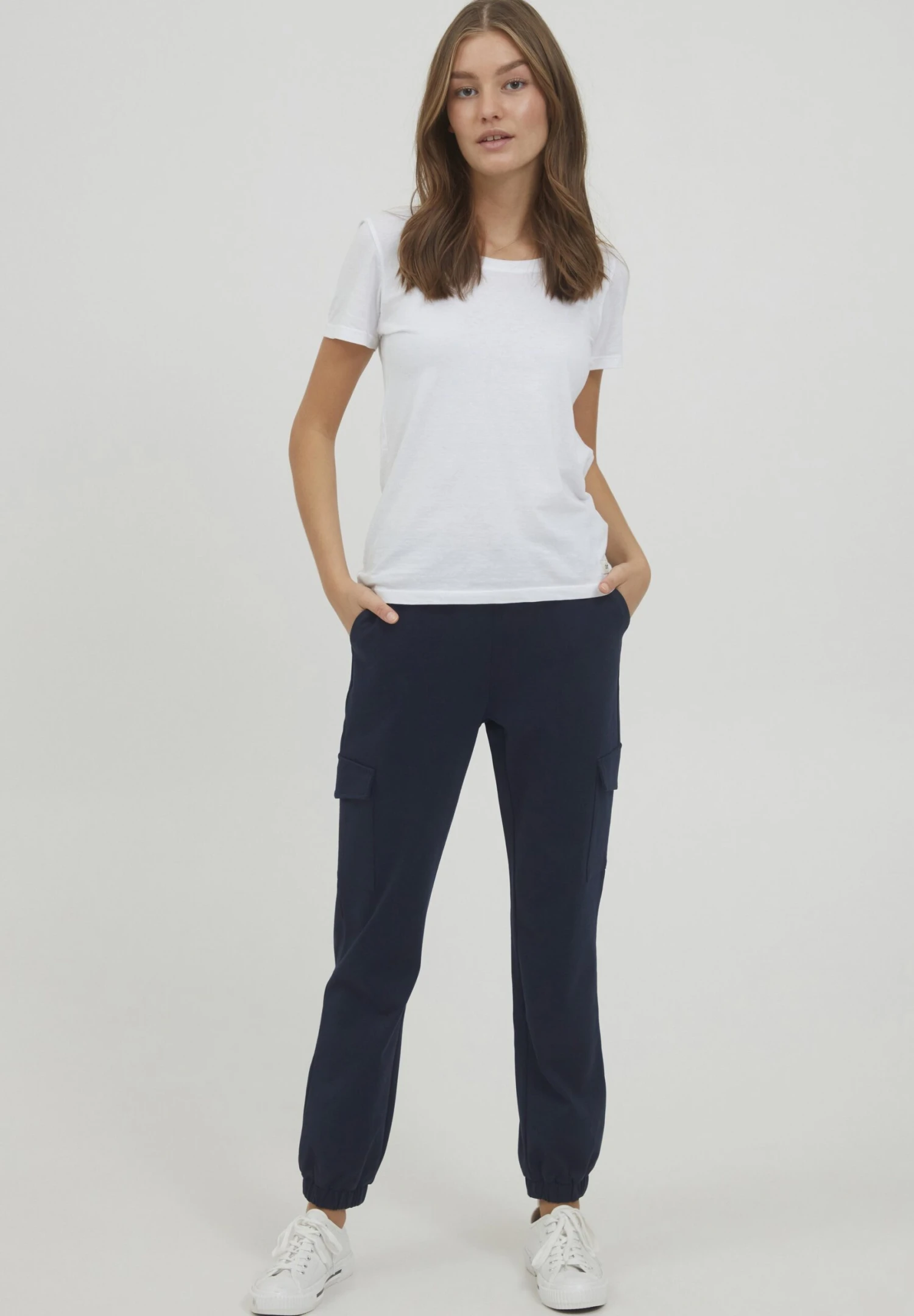 OXMO OXHENNI - Cargo Trousers - Total Eclipse 2 OXMO OXHENNI - Cargo Trousers - Total Eclipse - Image 2