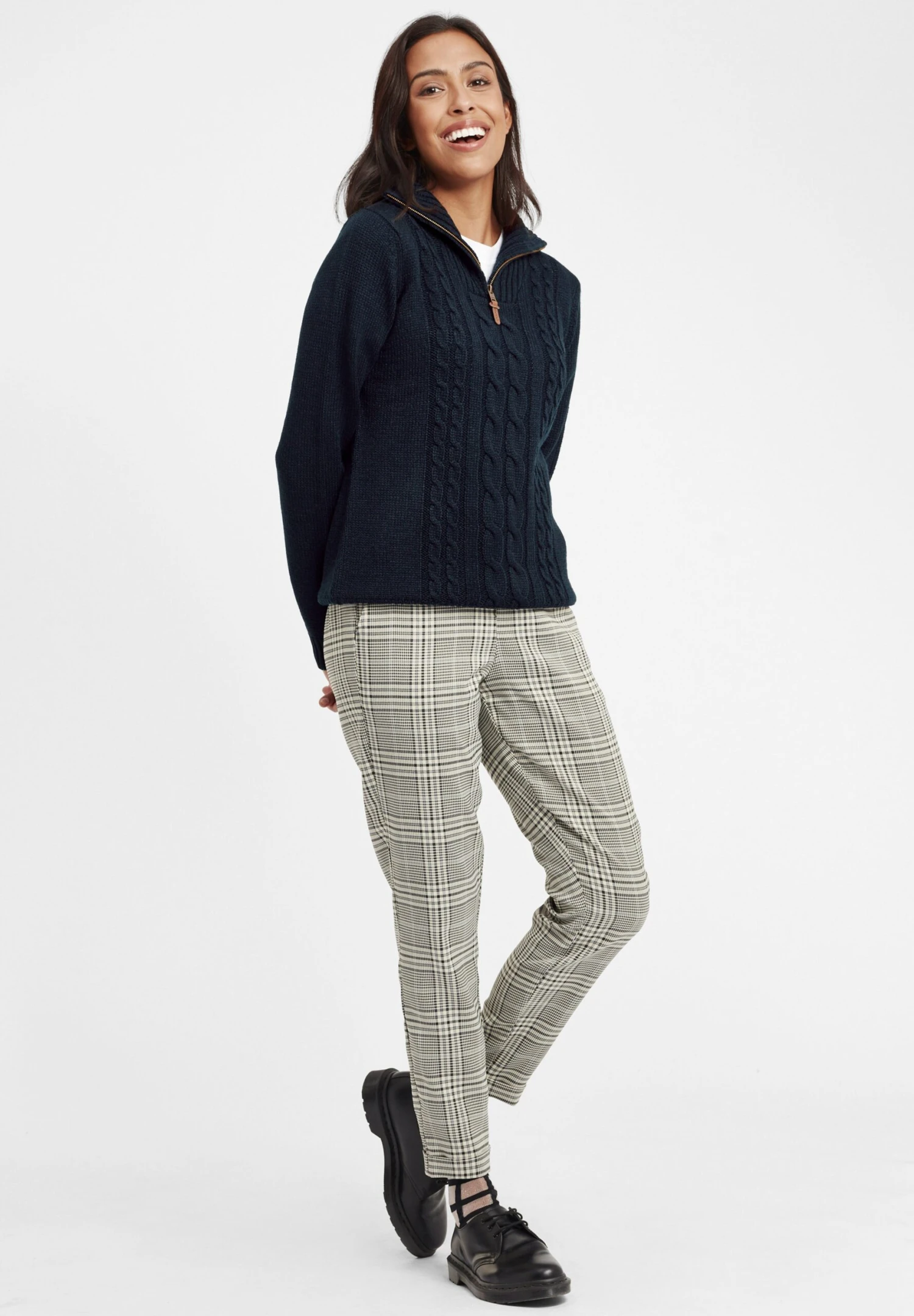 OXMO OXCarry - Jumper - Black 2 OXMO OXCarry - Jumper - Black - Image 2