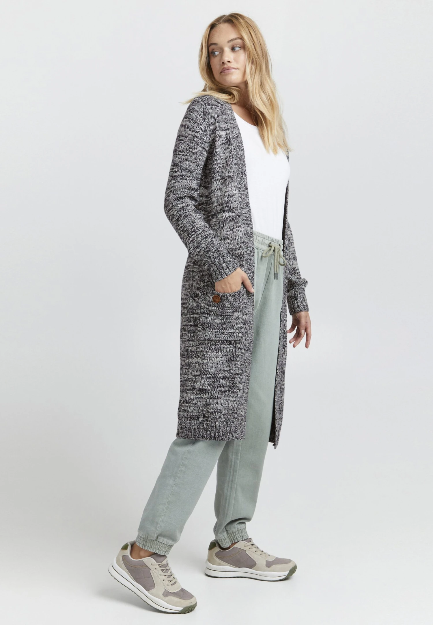 OXMO OXPHILETTA - Cardigan - Insignia B 2 OXMO OXPHILETTA - Cardigan - Insignia B - Image 2