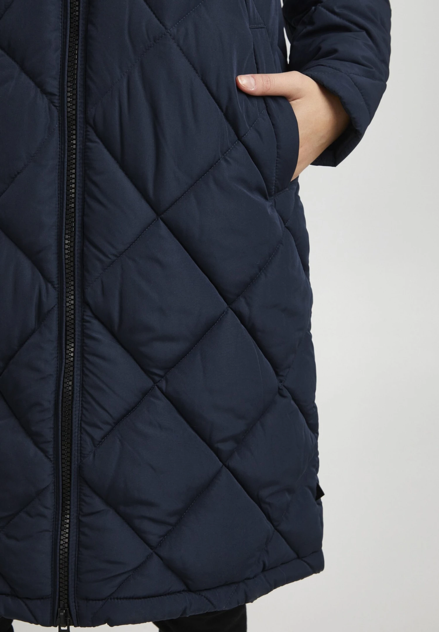 OXMO OXStanca - Winter Coat - Dark Blue 4 OXMO OXStanca - Winter Coat - Dark Blue - Image 4