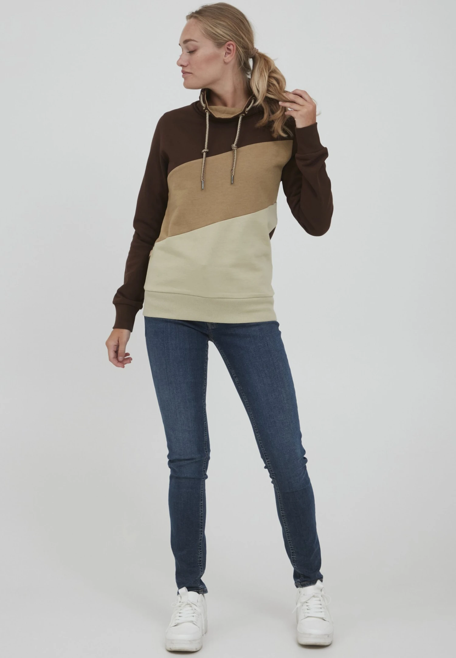 OXMO OXAgda - Sweatshirt - Chicory Coffee 2 OXMO OXAgda - Sweatshirt - Chicory Coffee - Image 2