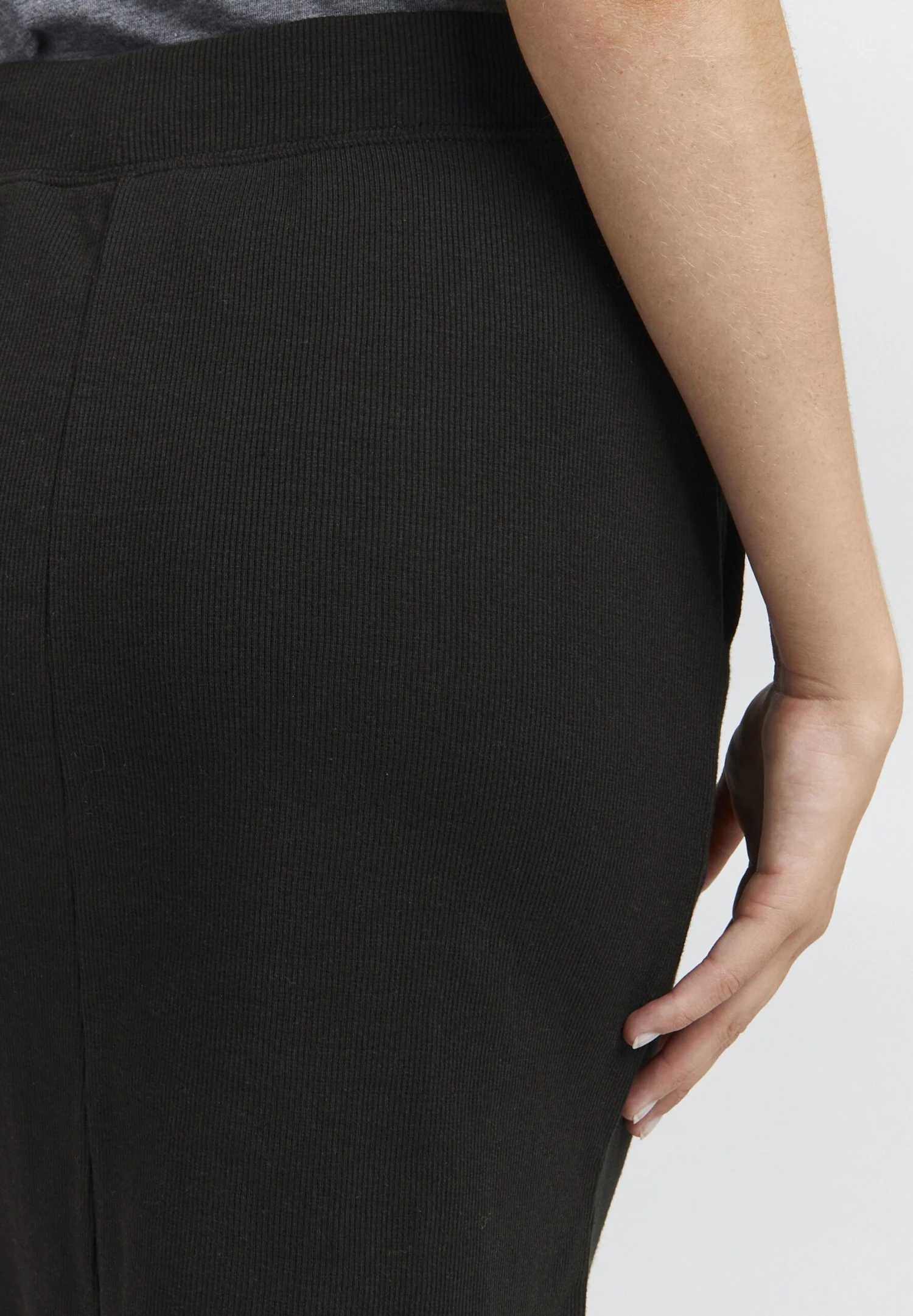 OXMO OXLOU - Pencil Skirt - Black 5 OXMO OXLOU - Pencil Skirt - Black - Image 5