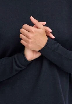 OXMO FRKEANA - Jumper - Night Sky 15 OXMO FRKEANA - Jumper - Night Sky -OXMO Store 88cf2751f98f47b2b67329b55ef73d0f