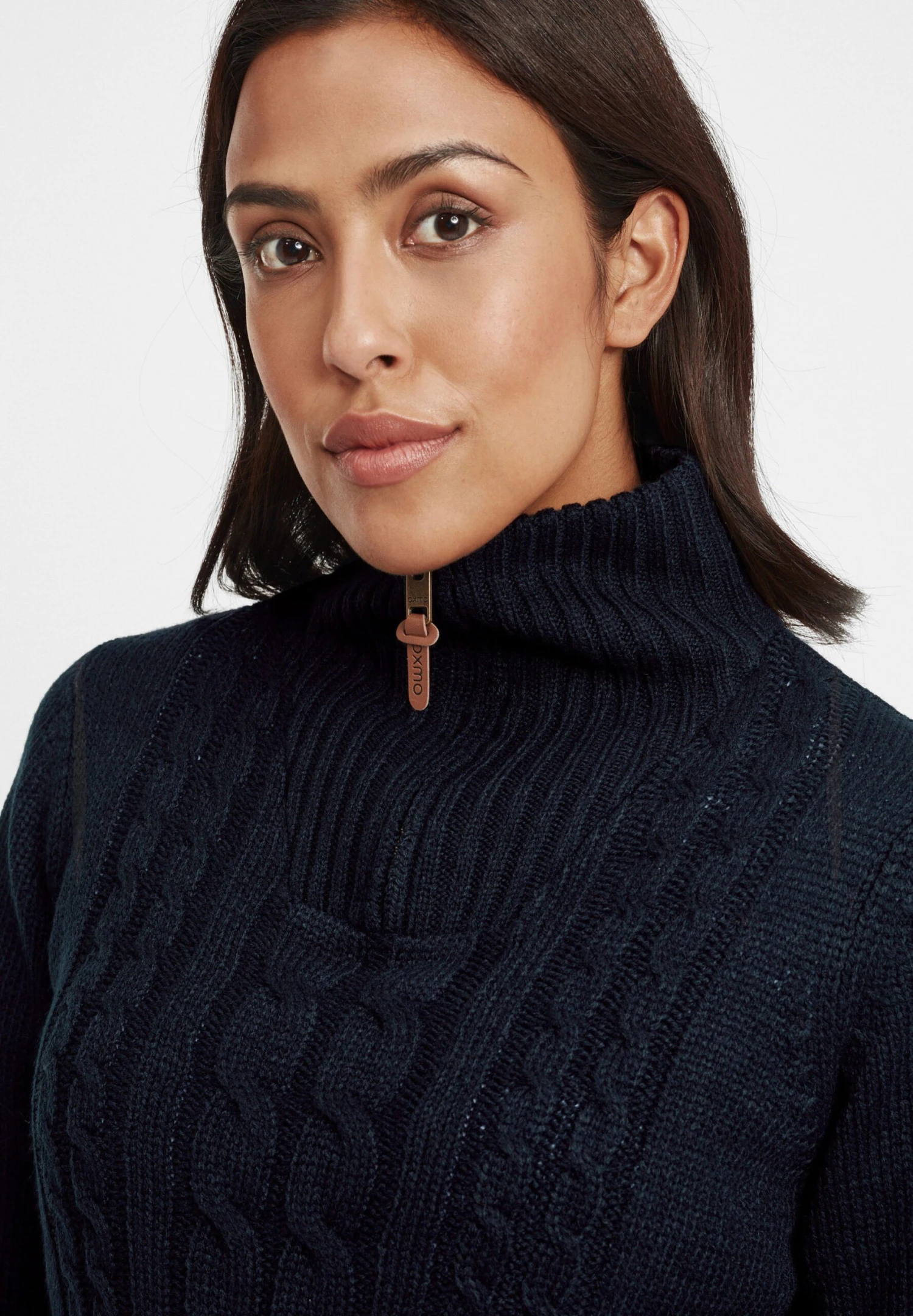 OXMO OXCarry - Jumper - Black 4 OXMO OXCarry - Jumper - Black - Image 4