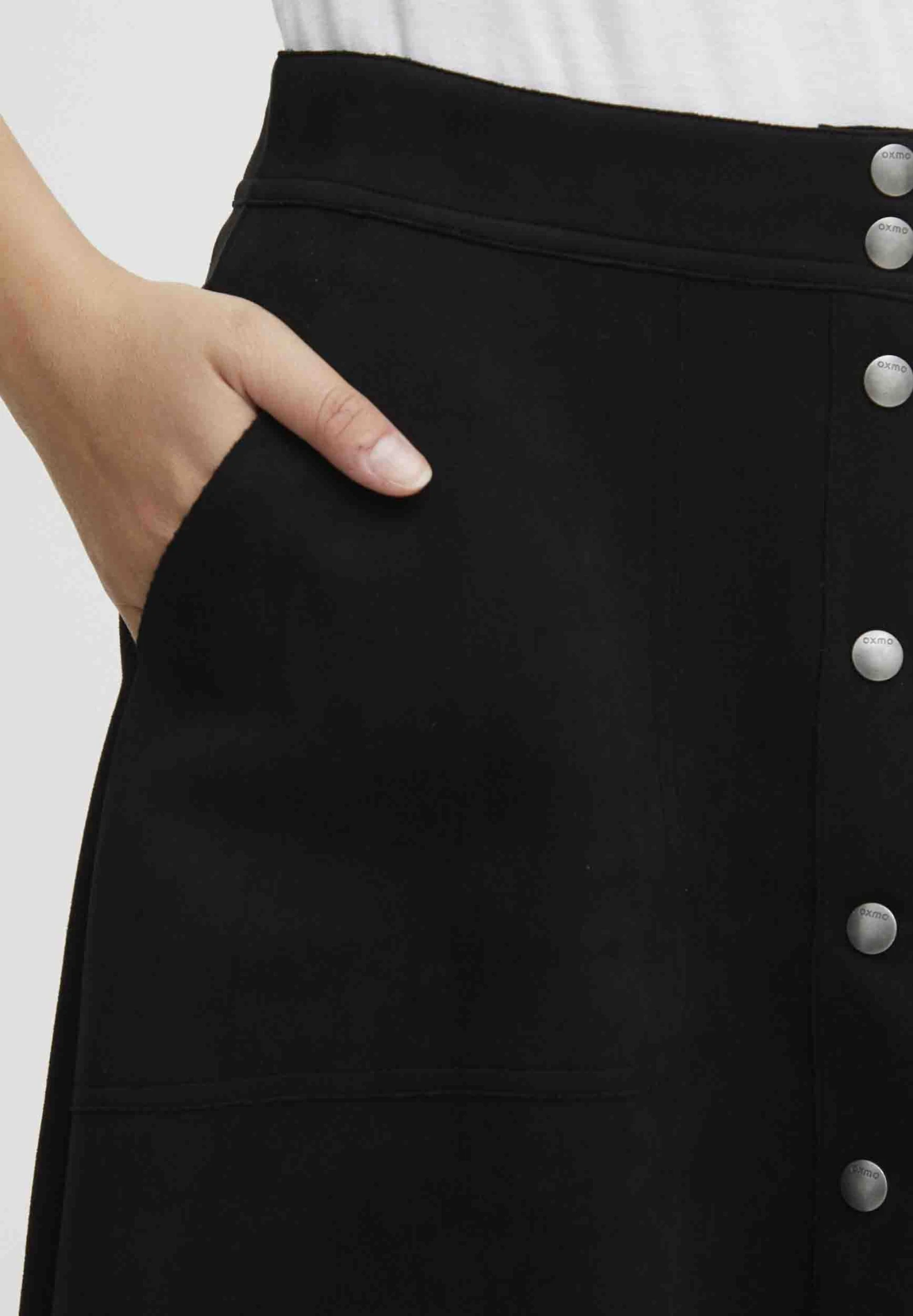 OXMO OXJUNE - A-line Skirt - Black 6 OXMO OXJUNE - A-line Skirt - Black - Image 6