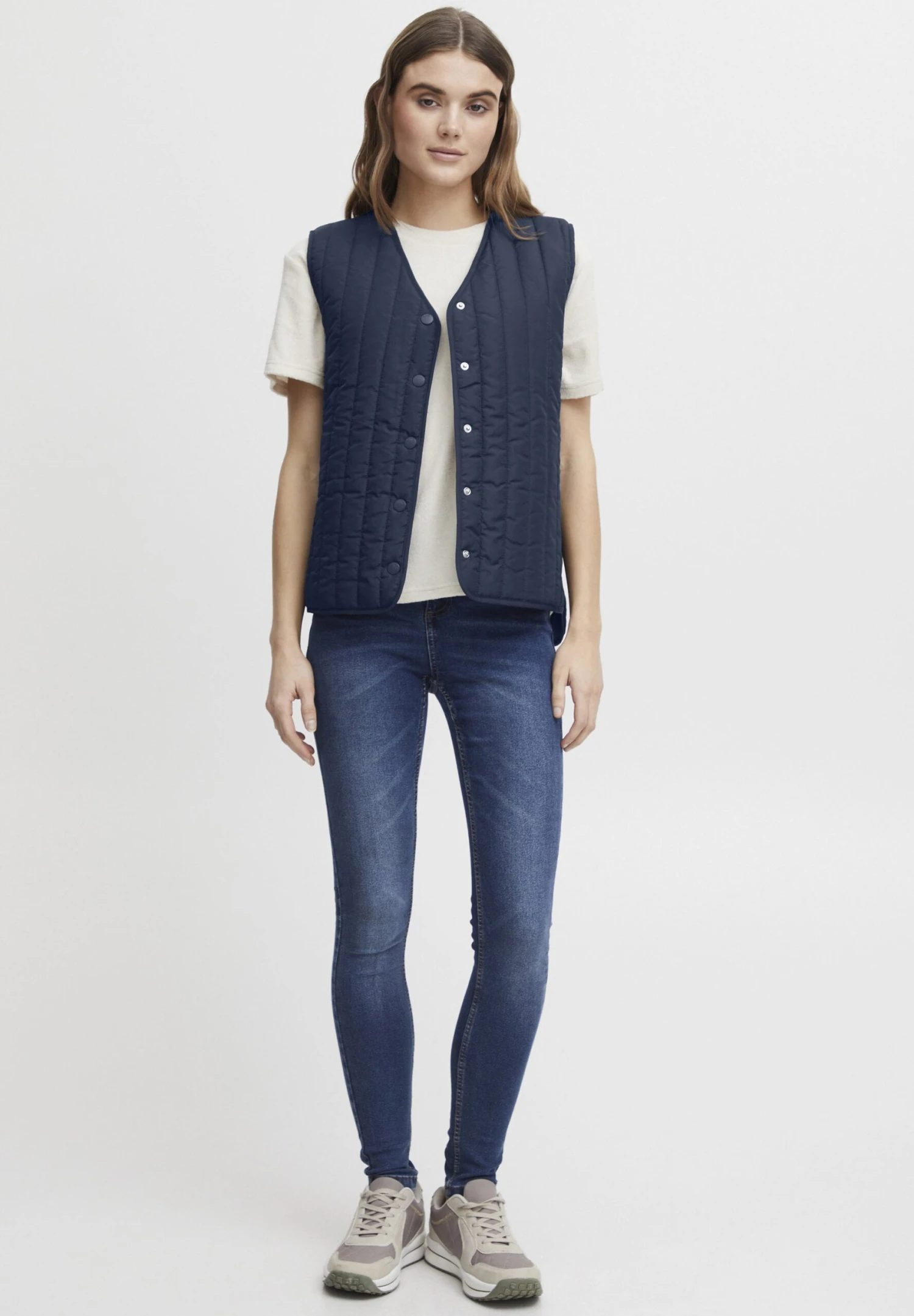 OXMO OXSadget - Waistcoat - Total Eclipse 2 OXMO OXSadget - Waistcoat - Total Eclipse - Image 2