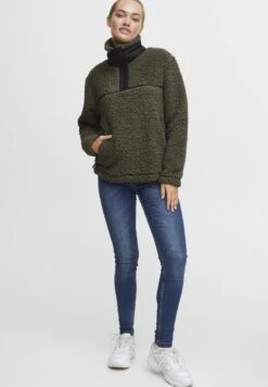 OXMO OXELINA - Fleece Jumper - Dusty Olive 11 OXMO OXELINA - Fleece Jumper - Dusty Olive -OXMO Store 92725c24f9b34631bcd42f5d429b6786
