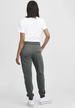 OXMO OXOLIVIA REGULAR FIT - Tracksuit Bottoms - Dar Grey M 13 OXMO OXOLIVIA REGULAR FIT - Tracksuit Bottoms - Dar Grey M -OXMO Store 946c44b767054c12b9d9f0e59bfcb672