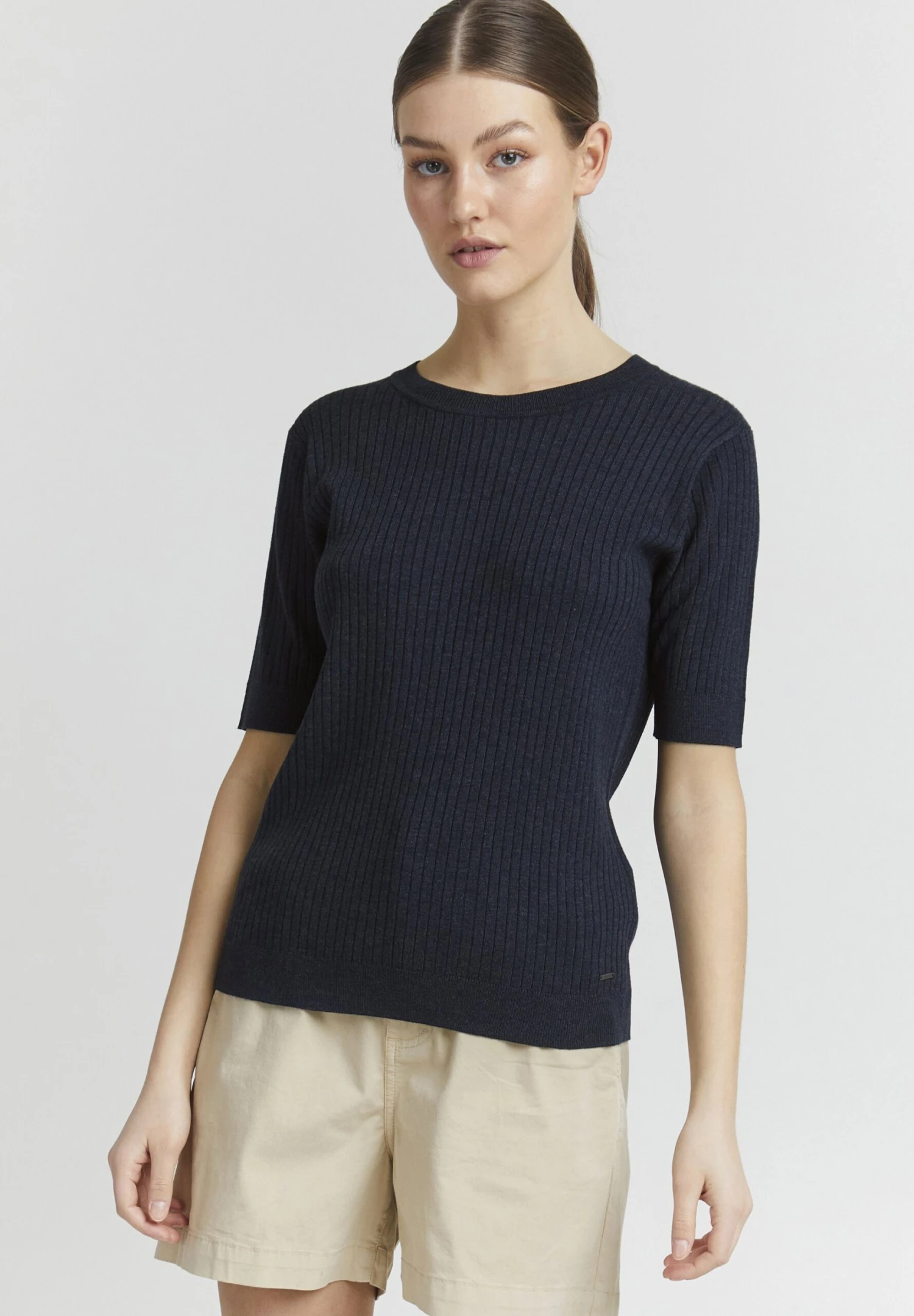 OXMO OXRIONA - Basic T-shirt - Totaleclipsemelange 1 OXMO OXRIONA - Basic T-shirt - Totaleclipsemelange