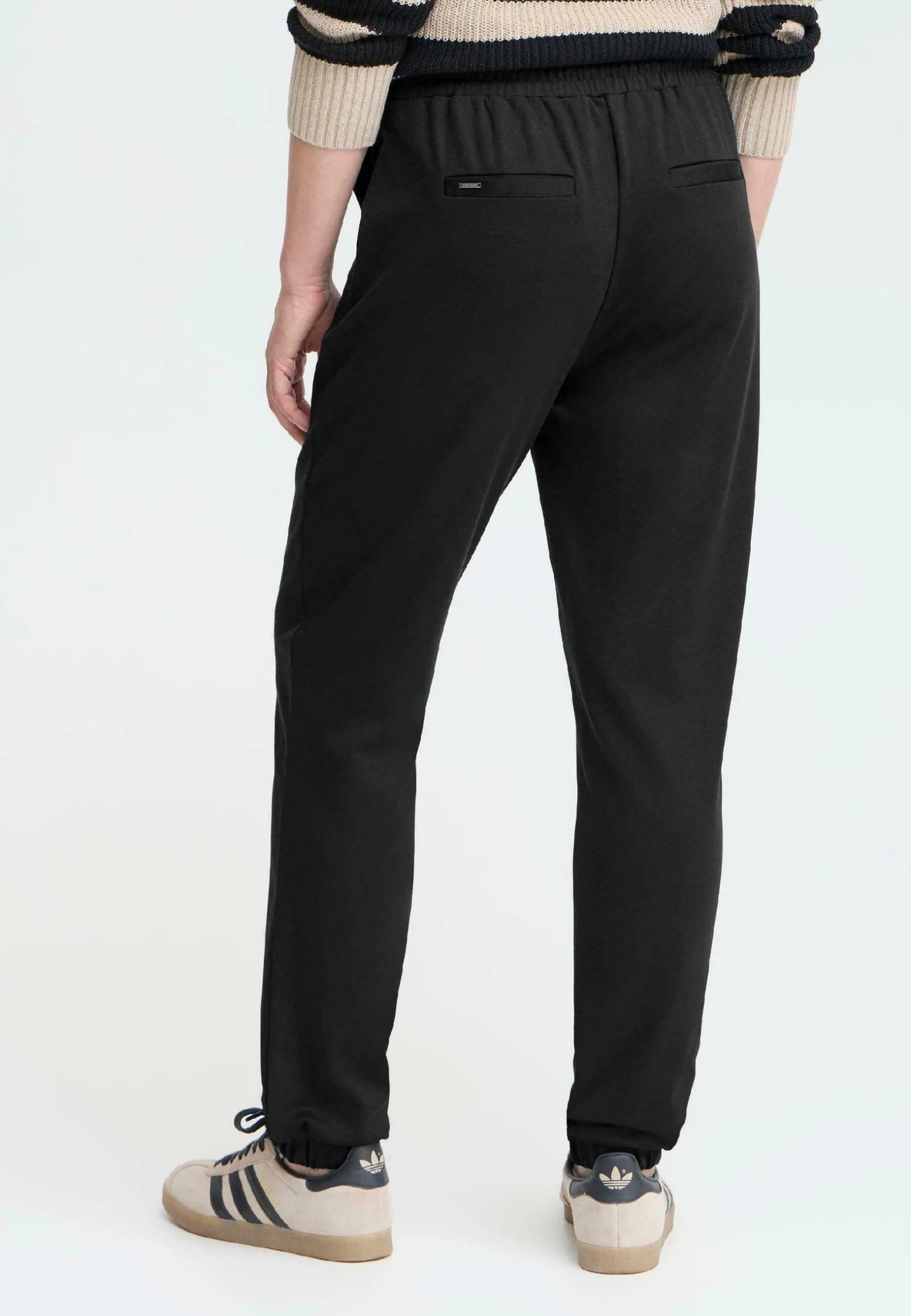 OXMO OXHENNA - Tracksuit Bottoms - Black 3 OXMO OXHENNA - Tracksuit Bottoms - Black - Image 3