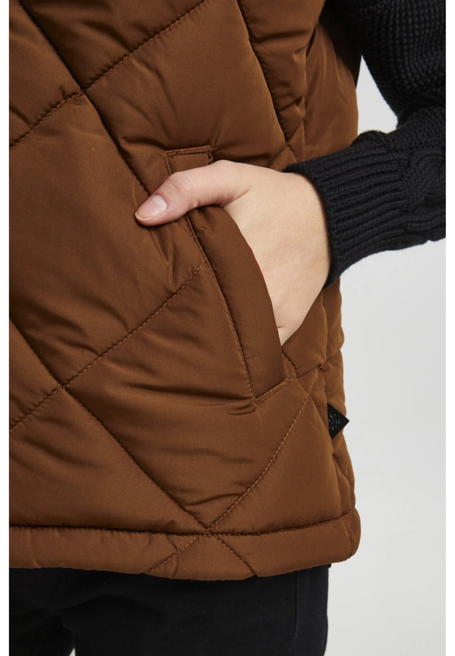 OXMO OXStana - Waistcoat - Tortoise Shell 5 OXMO OXStana - Waistcoat - Tortoise Shell - Image 5