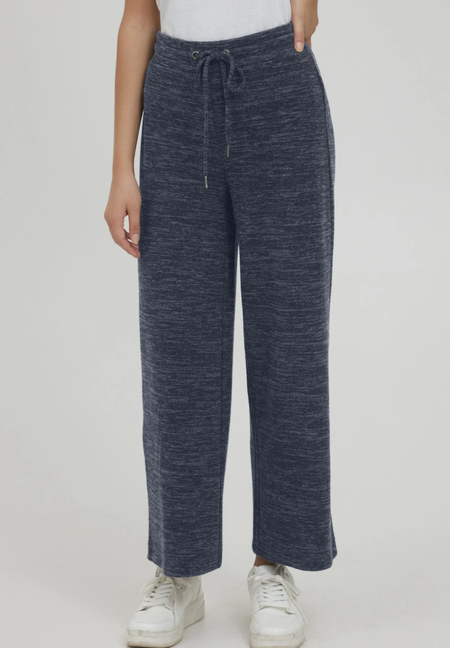 OXMO OXBERENICE LOOSE FIT - Tracksuit Bottoms - Total Eclipse Melange 1 OXMO OXBERENICE LOOSE FIT - Tracksuit Bottoms - Total Eclipse Melange
